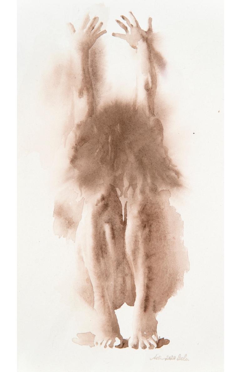 Wendy Artin Nude Painting – nudefarbenes Aquarell "Belu arms up hair down" von einem Mann mit Knien und erhobenen Armen