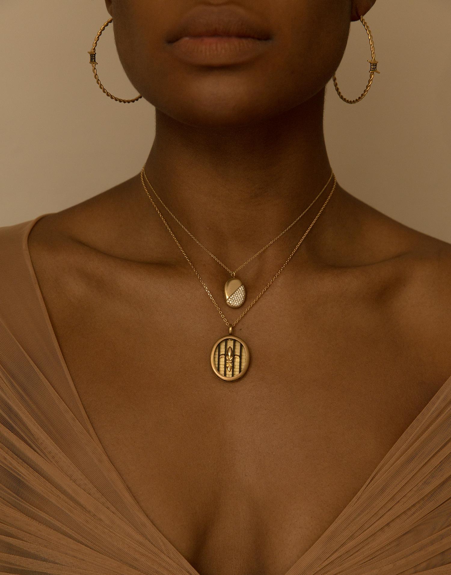 Wendy Brandes 2-in-1 Herz-Halskette aus Gelbgold und Diamanten im Zustand „Neu“ in New York, NY