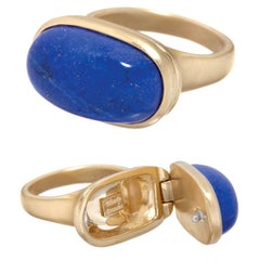 Wendy Brandes Bague médaillon en or 18 carats lapis-lazuli avec compartiment secret