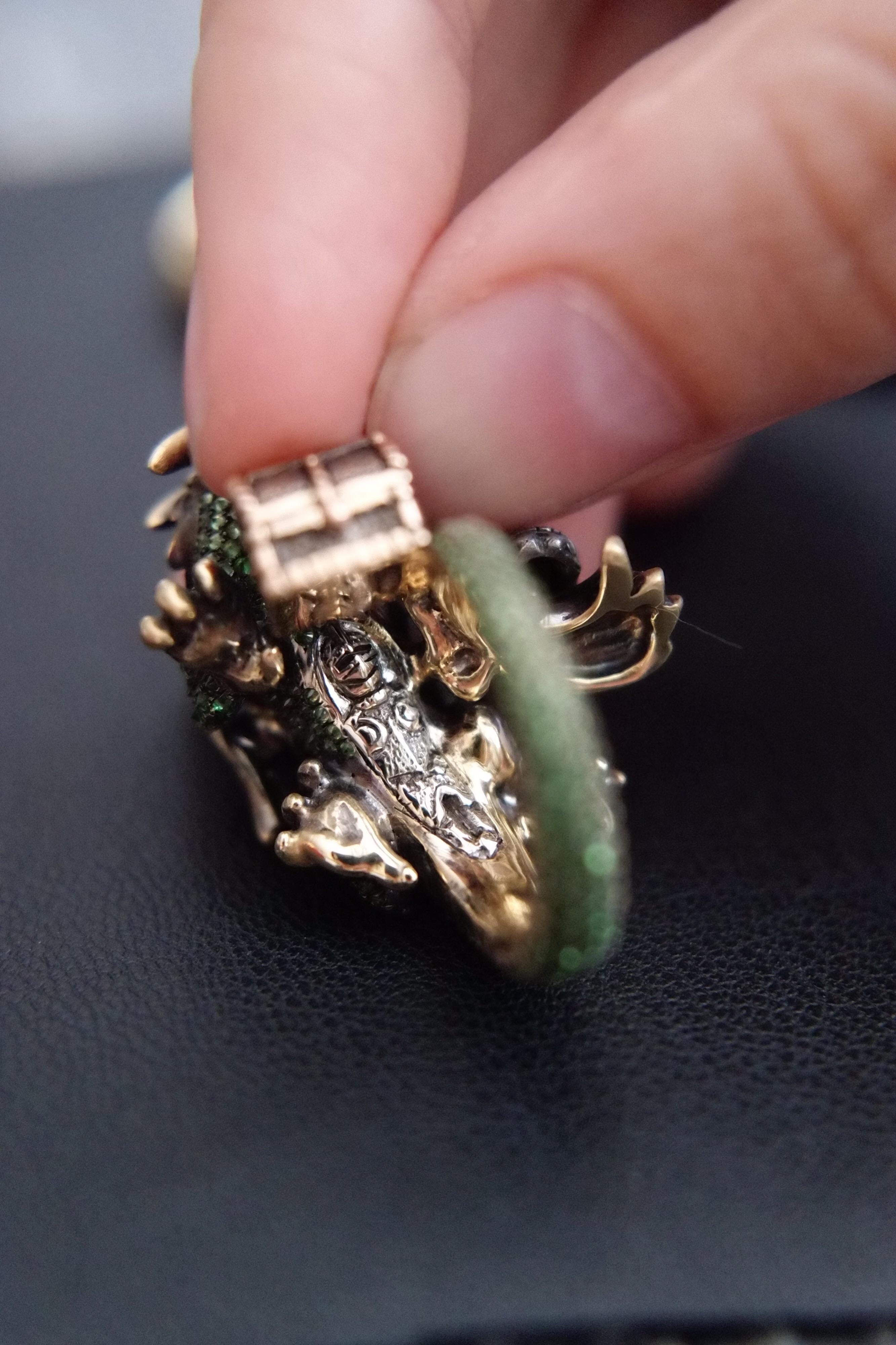 Wendy Brandes 18K Gold and Gemstone Dragon Ring With Hidden Knight In New Condition In New York, NY