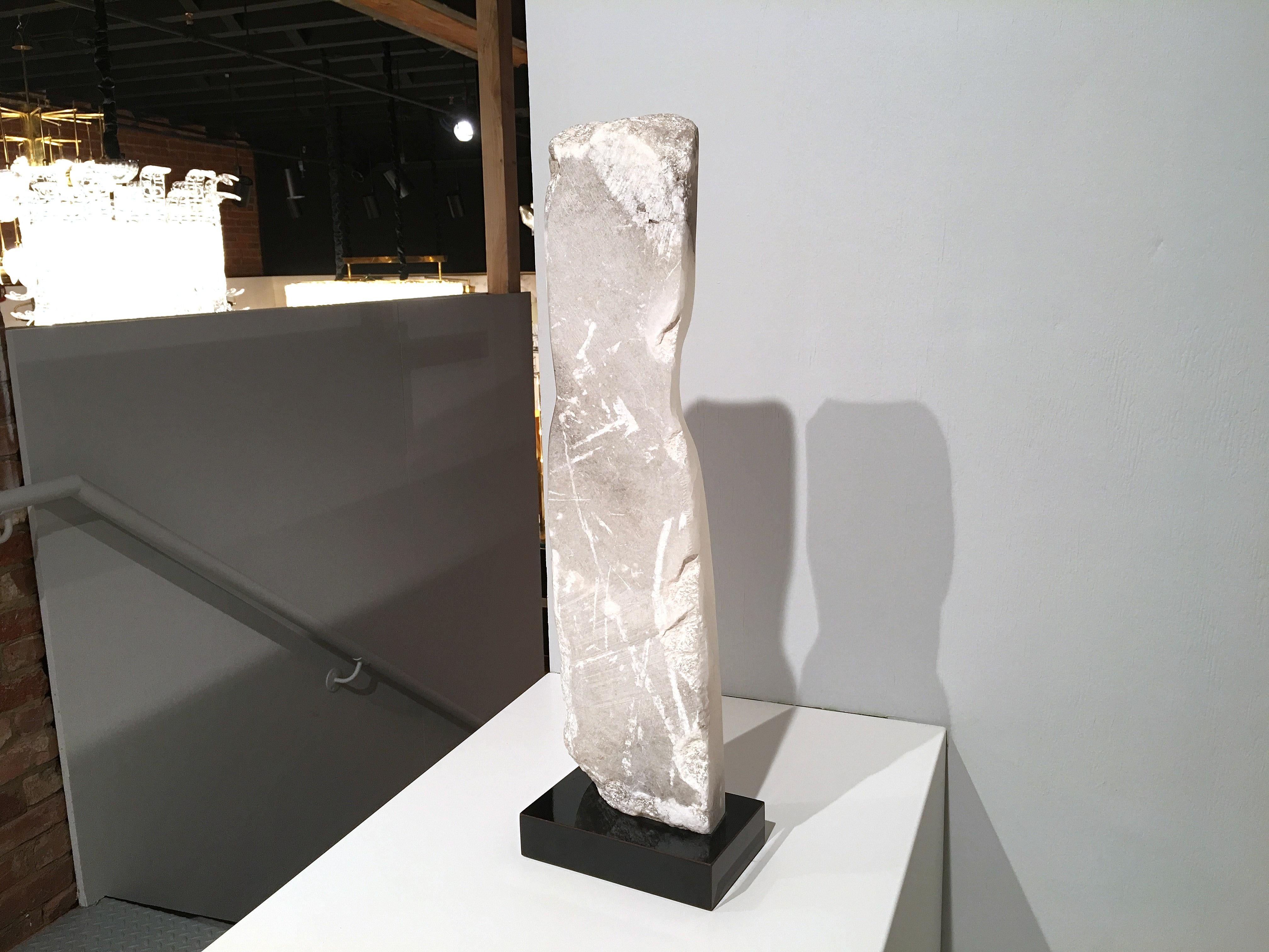 XXIe siècle et contemporain Wendy Hendelman - Sculpture de torse en marbre blanc, 2018 en vente