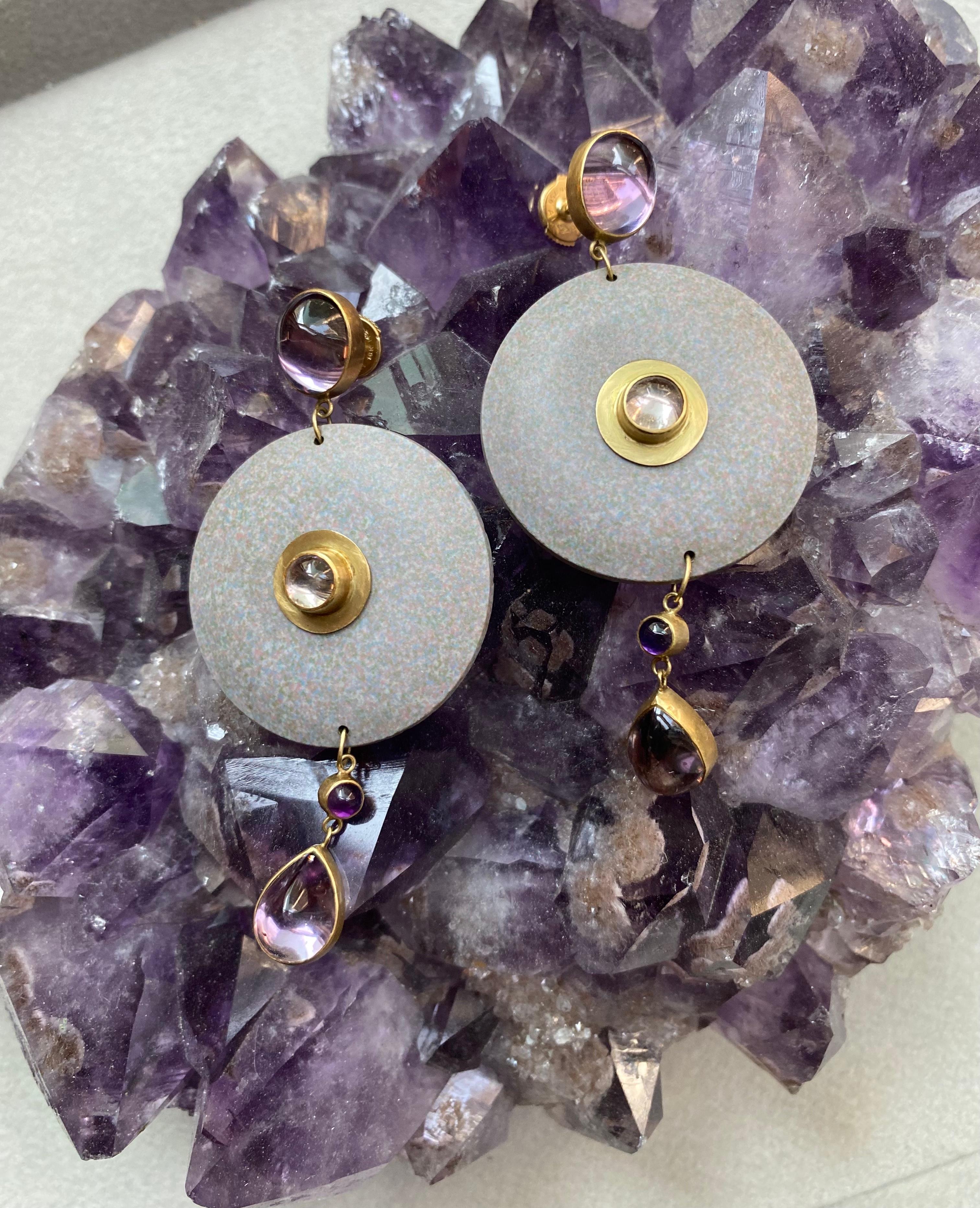 Modern Wendy Ramshaw Pair of Amethyst, Wedgwood Ceramic and 18K Gold Earrings, 1994 For Sale