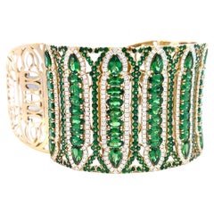 Wendy Yue Bracelet manchette large en diamants et grenats