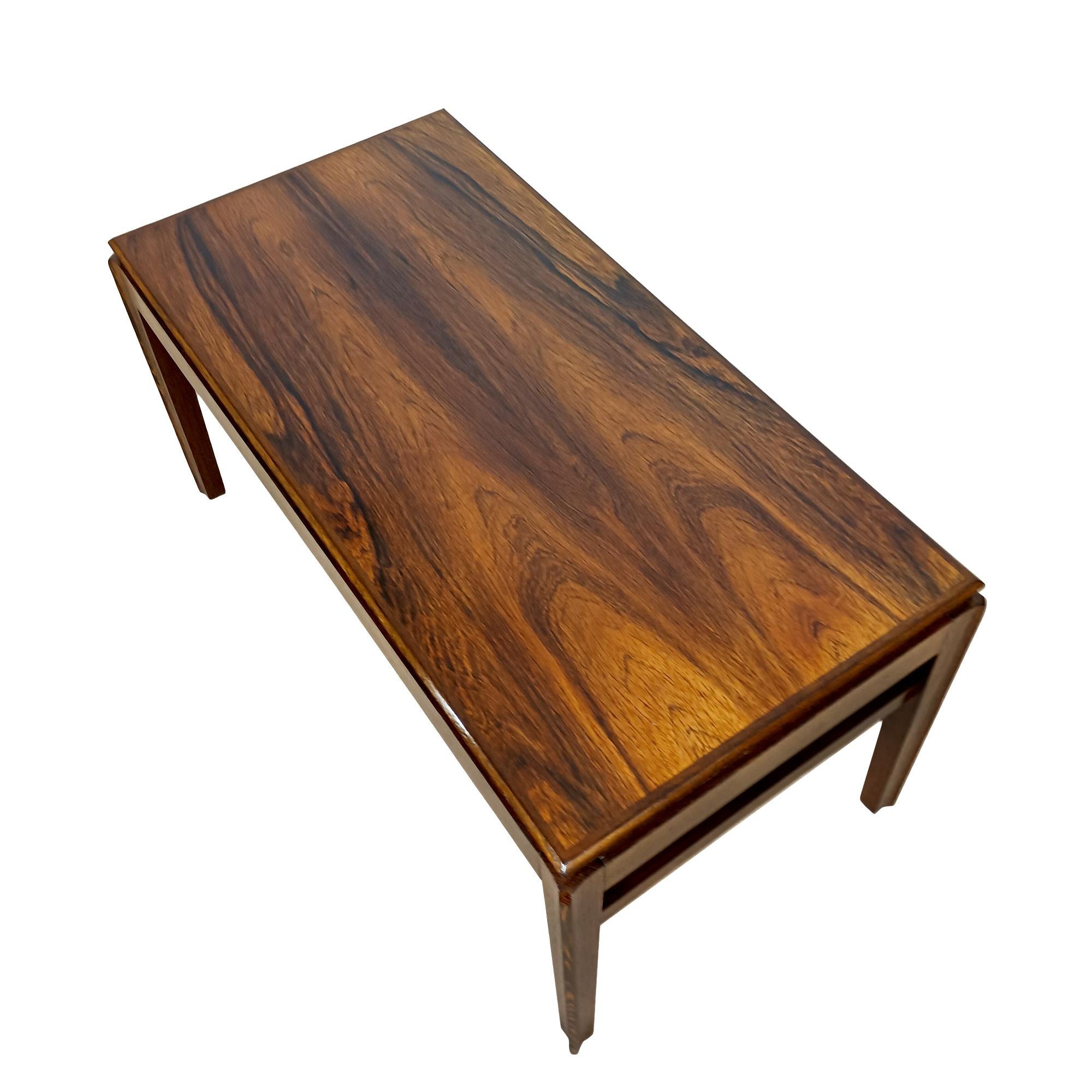 Belge Table basse en wengé et palissandre - Belgique 1960 en vente