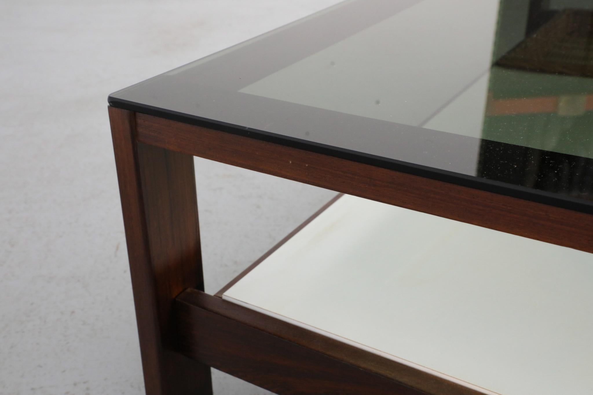 Table basse en wengé, formica et verre avec panier en rotin de Kho Liang Ie en vente 12
