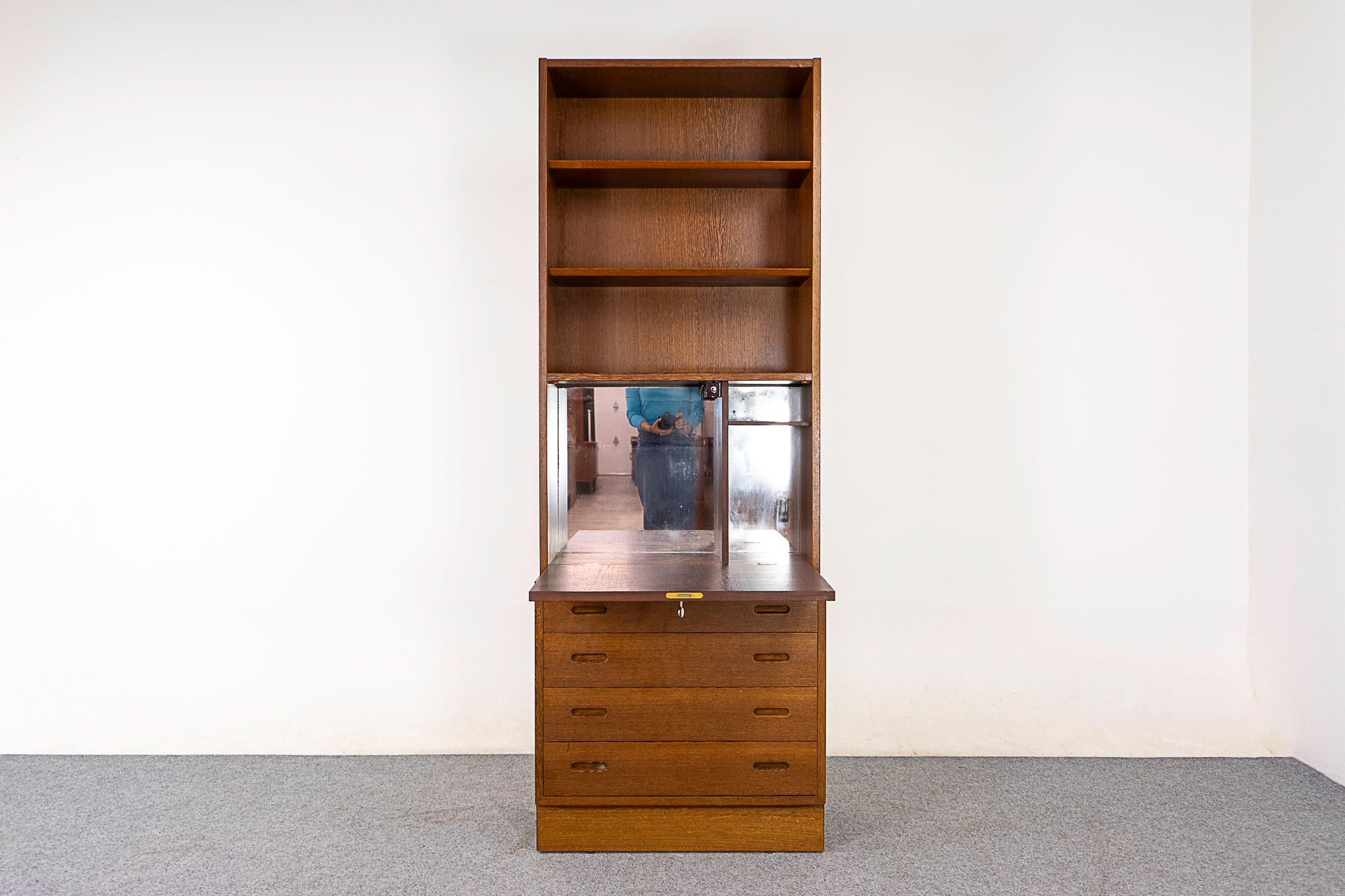 Scandinavian Modern Wenge Wood Bookcase/Secretary by Hundevad For Sale