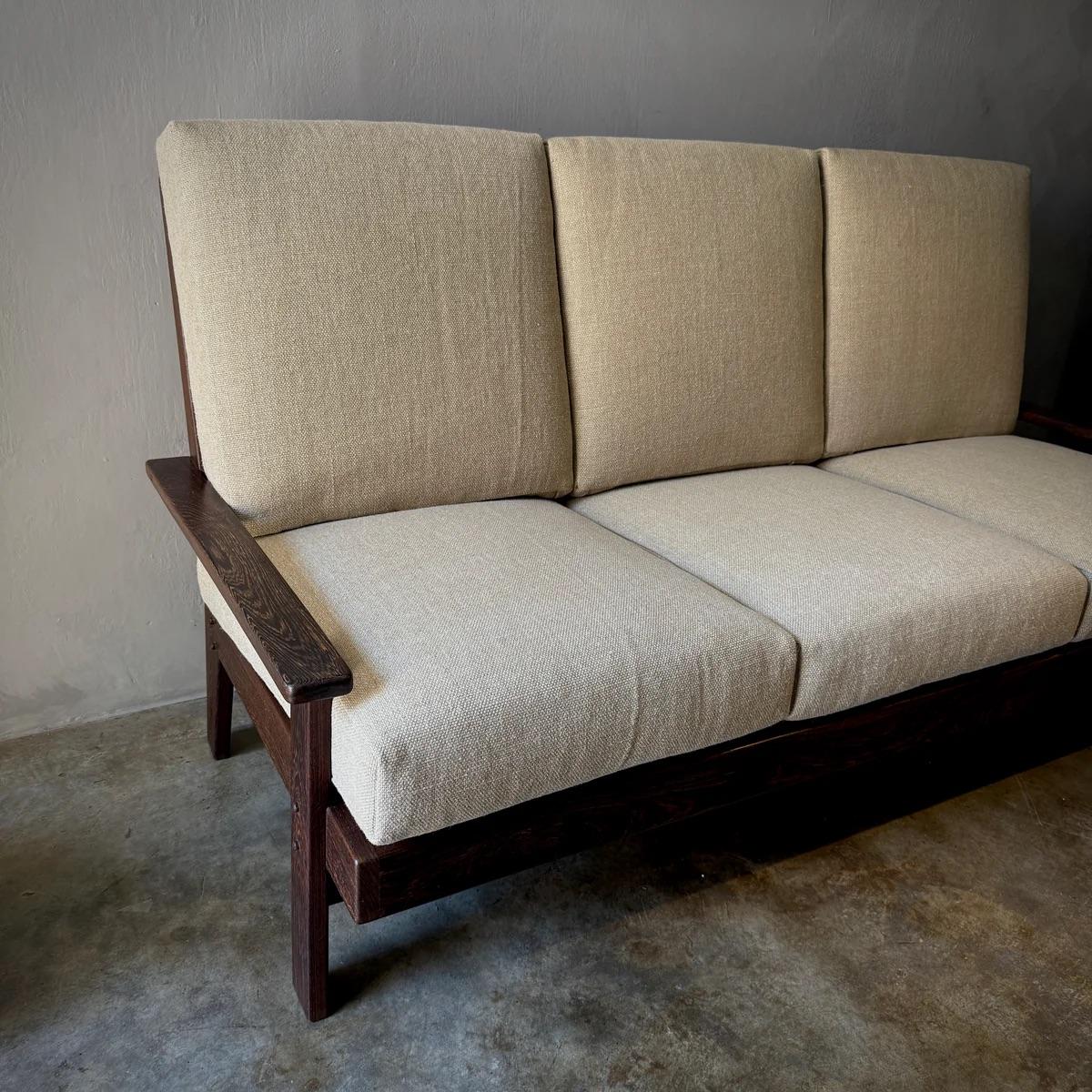 Divano in legno di wengé In condizioni buone in vendita a Los Angeles, CA