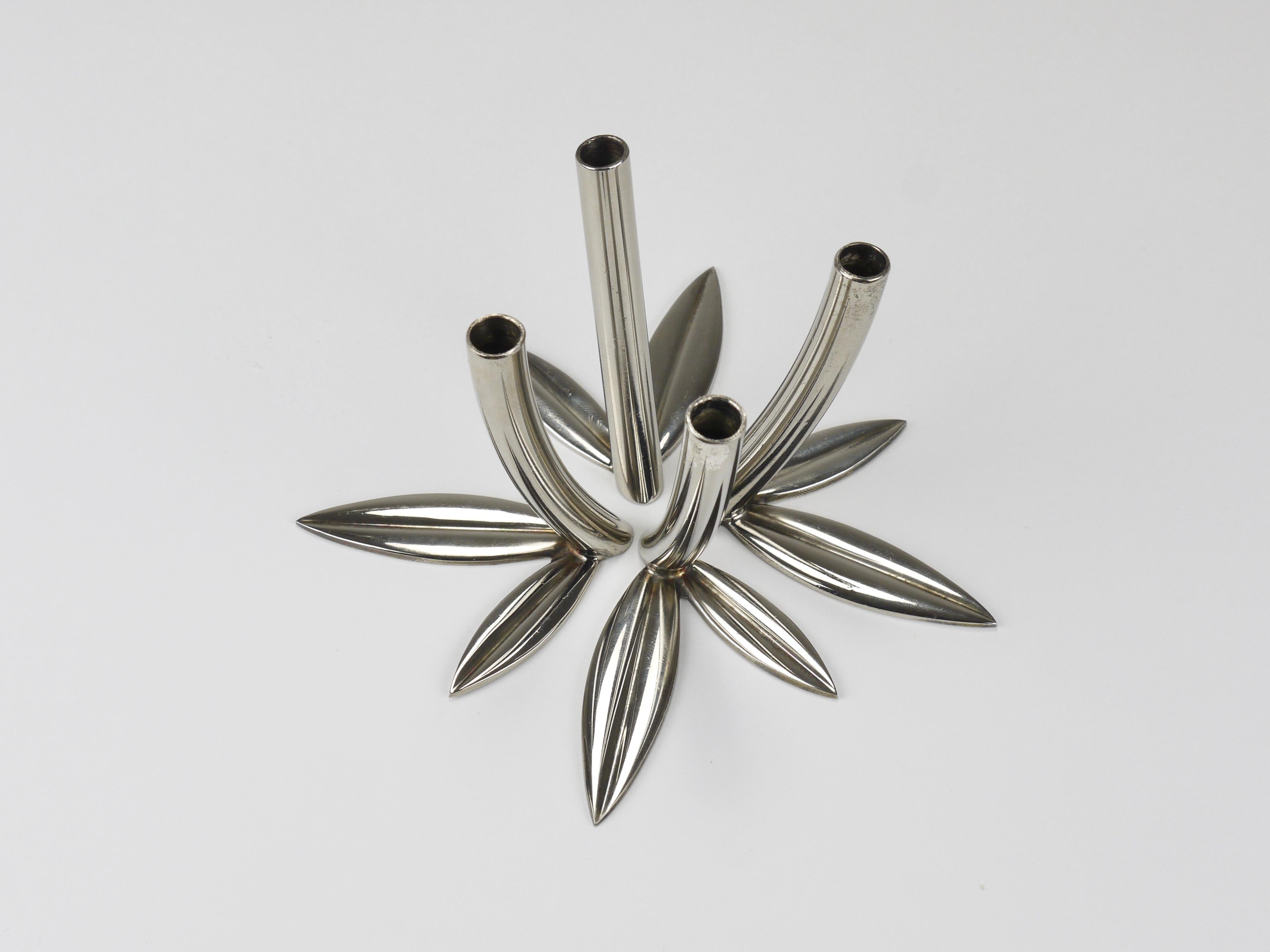 Werkstätte Hagenauer 4 vasi a foglia Soliflores, ottone e nichel, Vienna, anni '60 6