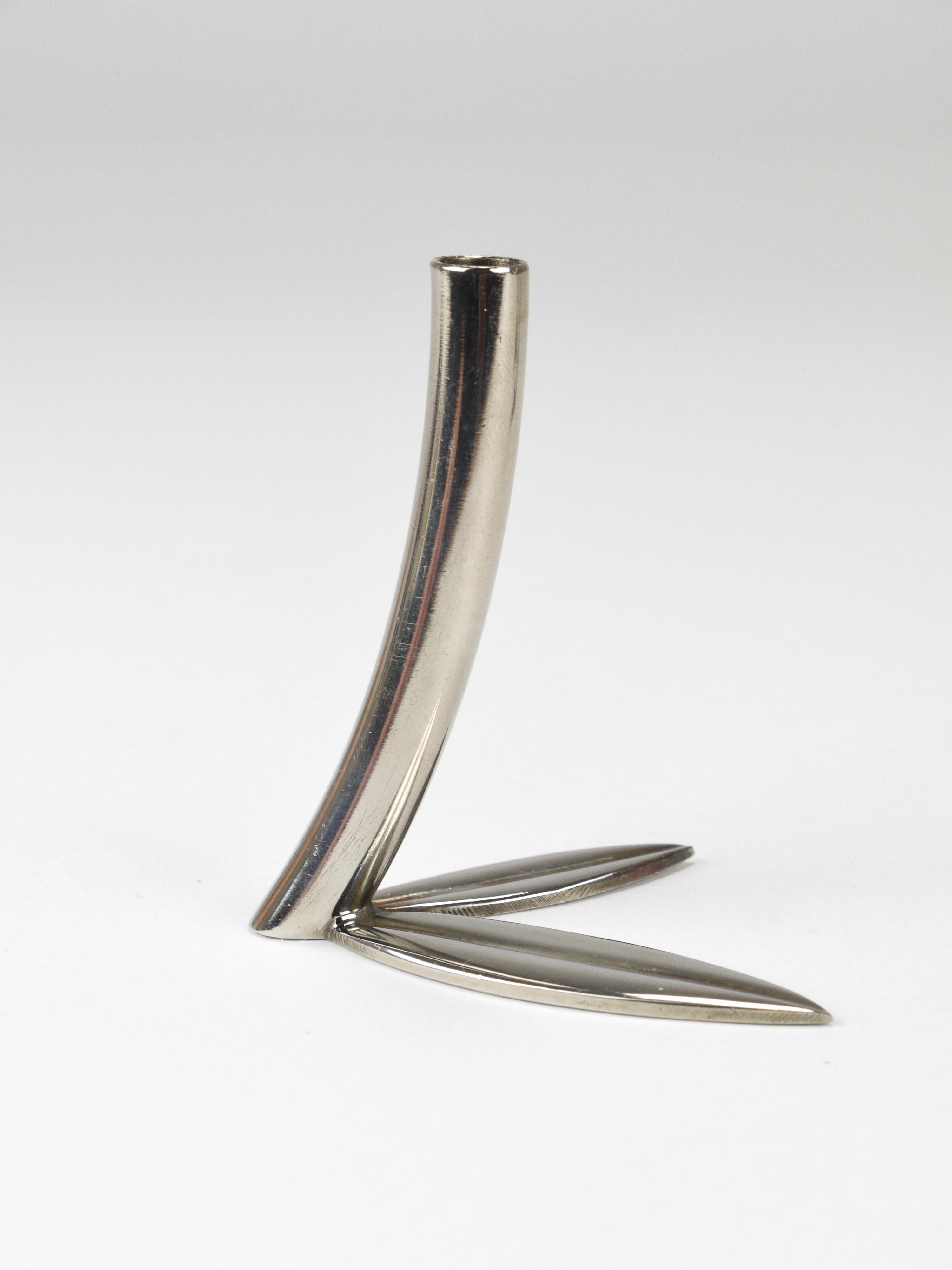 Werkstätte Hagenauer 4 vasi a foglia Soliflores, ottone e nichel, Vienna, anni '60 9