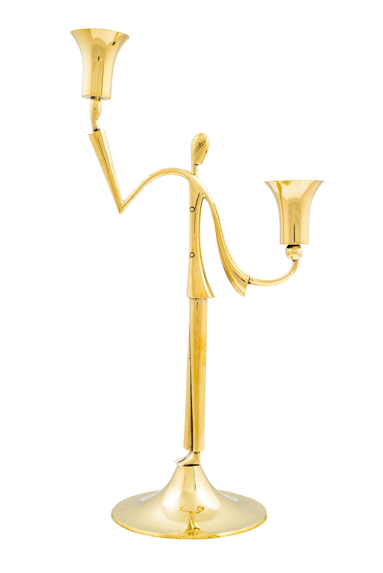 As the pupil of Josef Hoffmann and a freelance worker for the Wiener Werkstatte, Karl Hagenauer was one of the leading designers of the Viennese Design. Until the end of the 1920s, Josef Hoffmann tasked the talented Karl Hagenauer to create designs