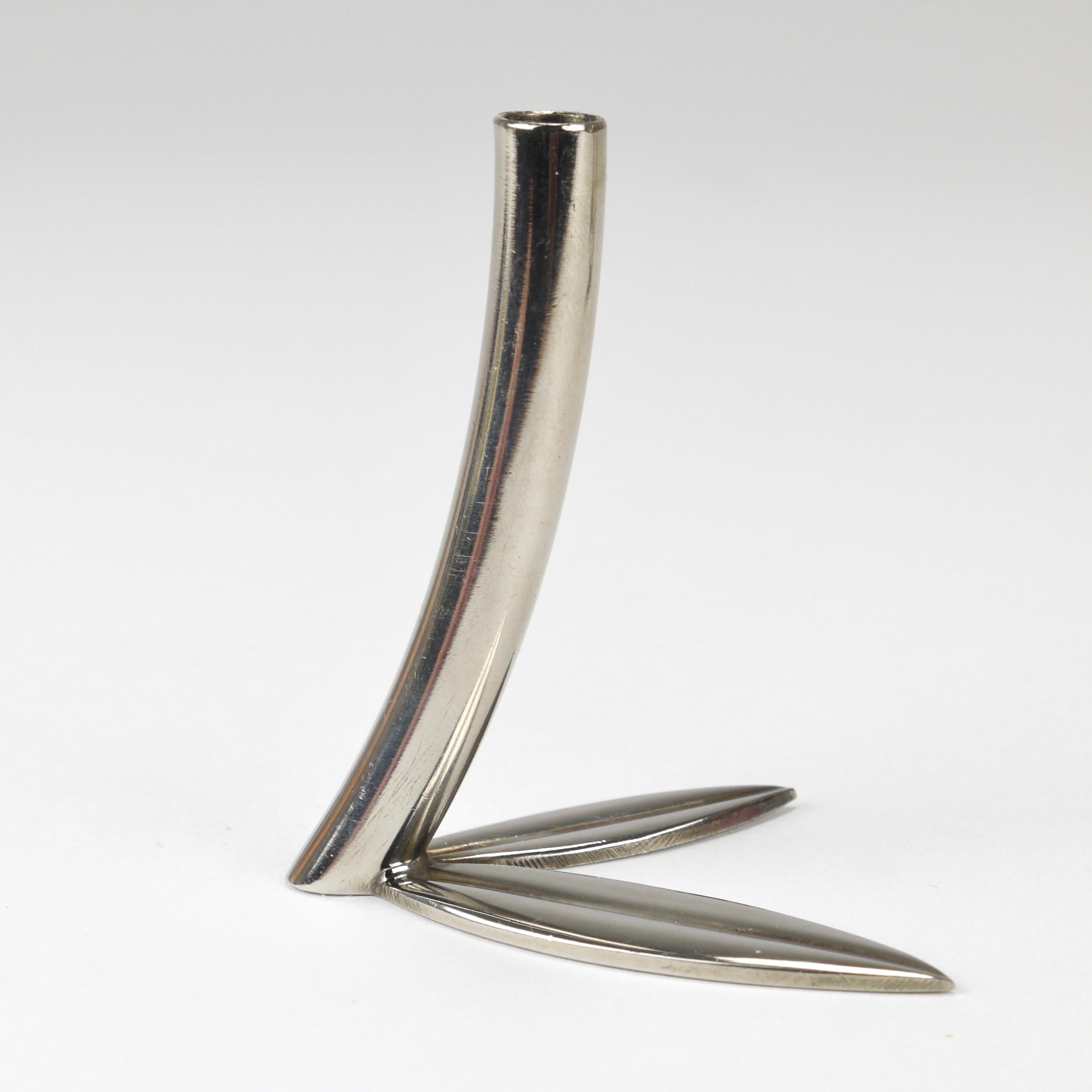 Werkstätte Hagenauer Up to 6 Soliflore Leaf Vases, Brass & Nickel, Vienna, 1960s For Sale 13