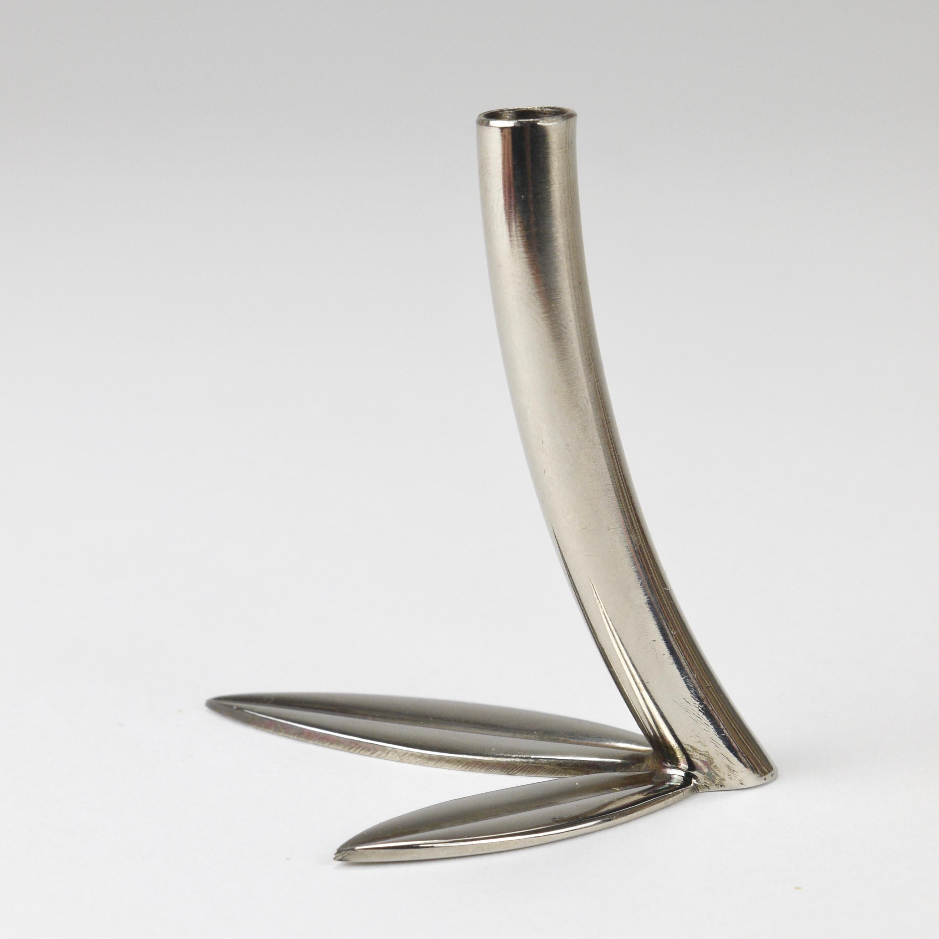 Werkstätte Hagenauer Up to 6 Soliflore Leaf Vases, Brass & Nickel, Vienna, 1960s For Sale 14