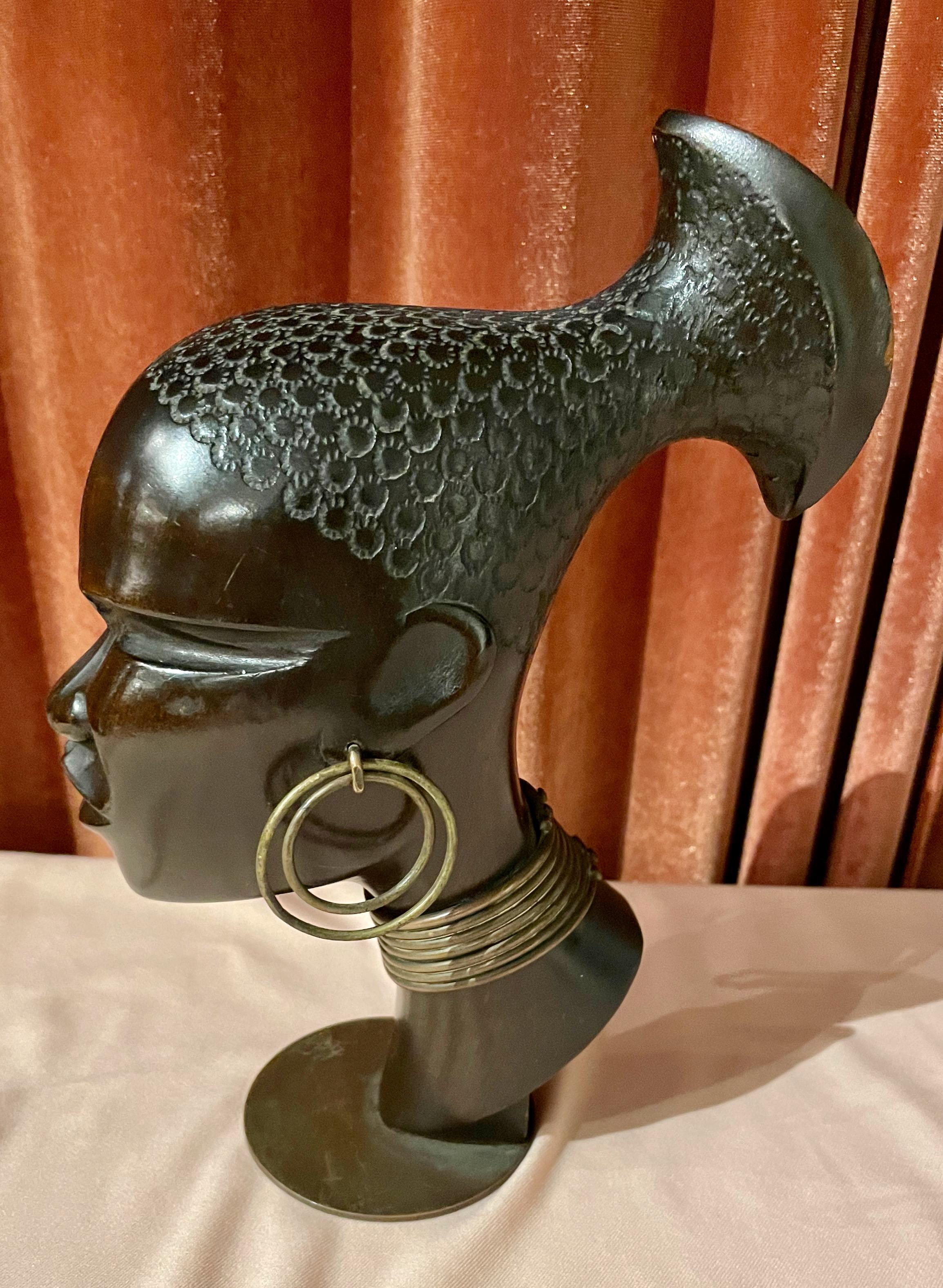 Hagenauer Carved Wood with Bronze Base Sculpture Head of African Woman, 1930 For Sale 2