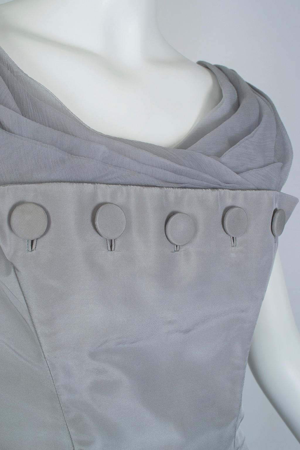 Werlé Beverly Hills Dove Gray Bib-Front Ballerina Dress - Medium, 1950s In Good Condition In Tucson, AZ