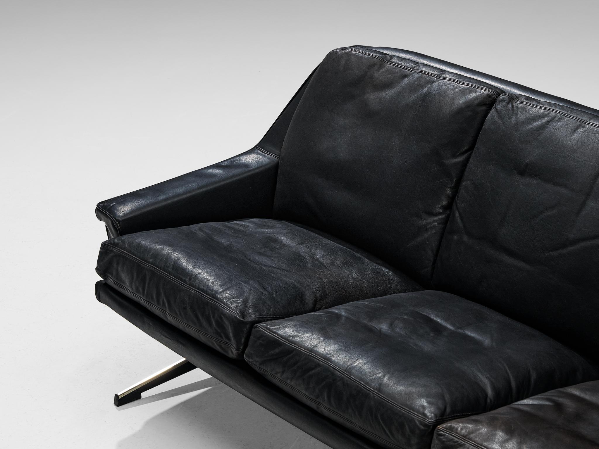Aluminum Werner Langenfeld for ESA Sofa in Black Leather and Metal For Sale