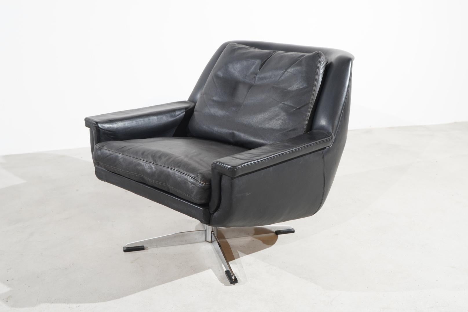 Danish Werner Langenfeld Model 802 Esa Møbelværk Leather Lounge Chair