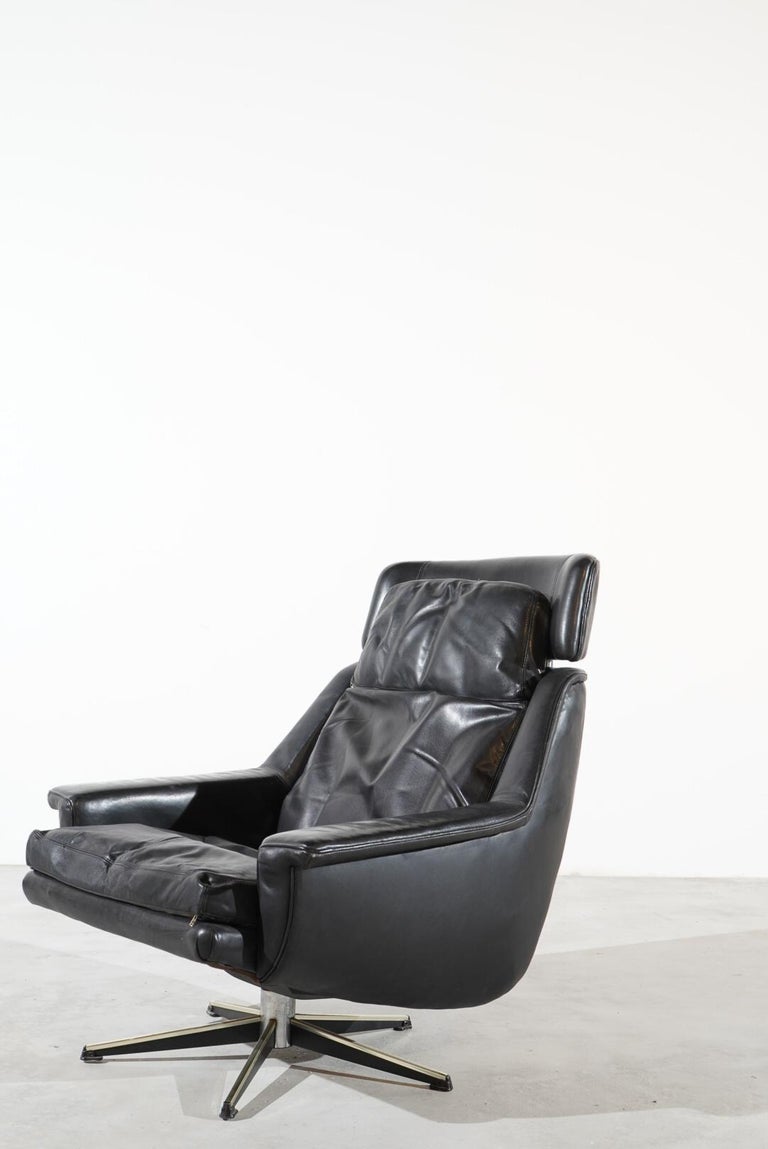 Danish Werner Langenfeld Model 802 Esa Møbelværk Leather Lounge Chair + Ottoman For Sale