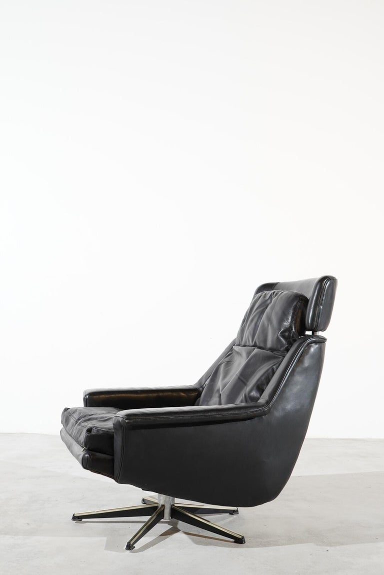 Werner Langenfeld Model 802 Esa Møbelværk Leather Lounge Chair + Ottoman In Good Condition For Sale In Berlin, BE