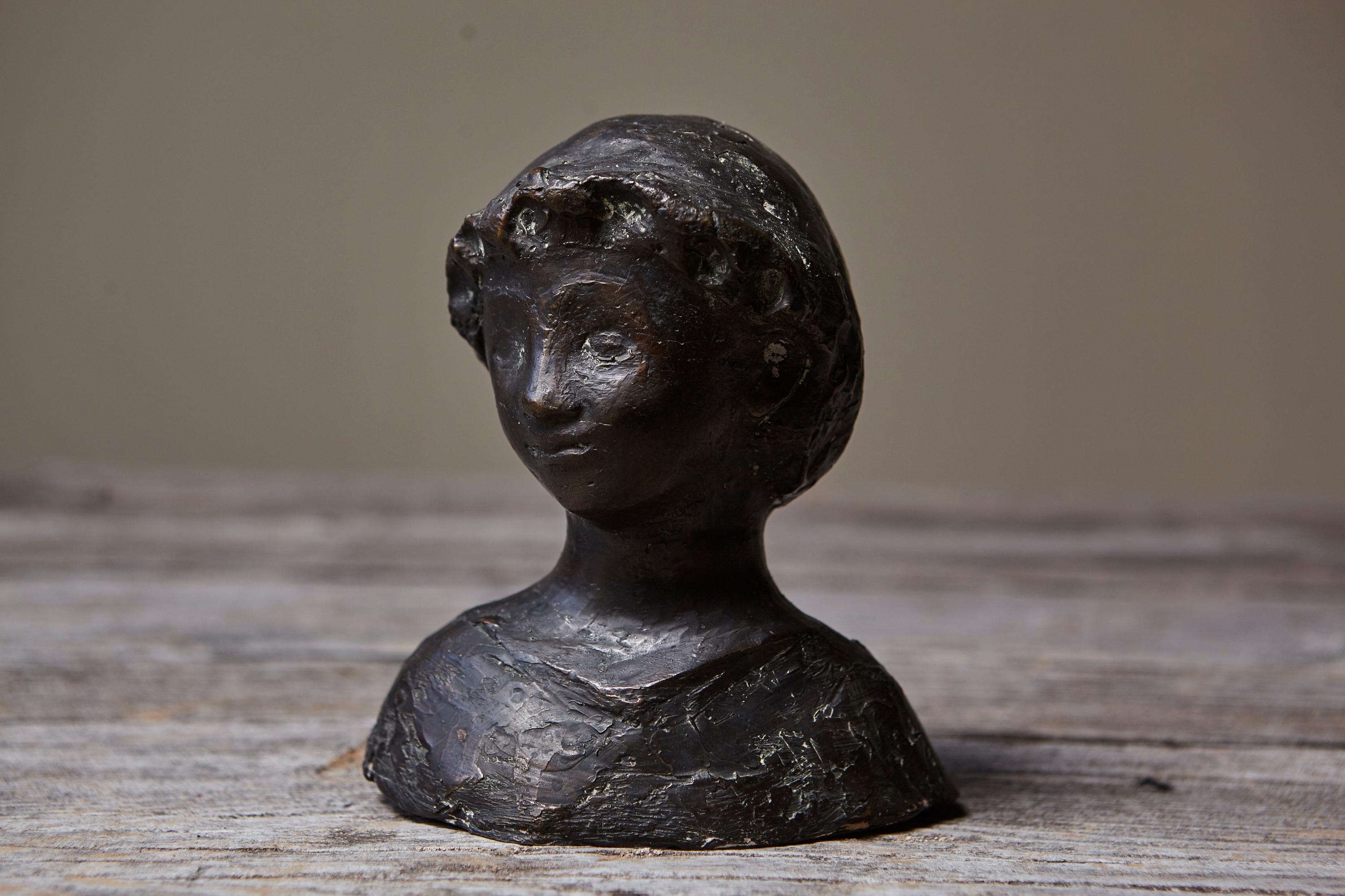 Werner Meurer Buste en bronze d'un garçon, fonte limitée Allemagne Milieu du 20e siècle Bon état - En vente à Aramits, Nouvelle-Aquitaine