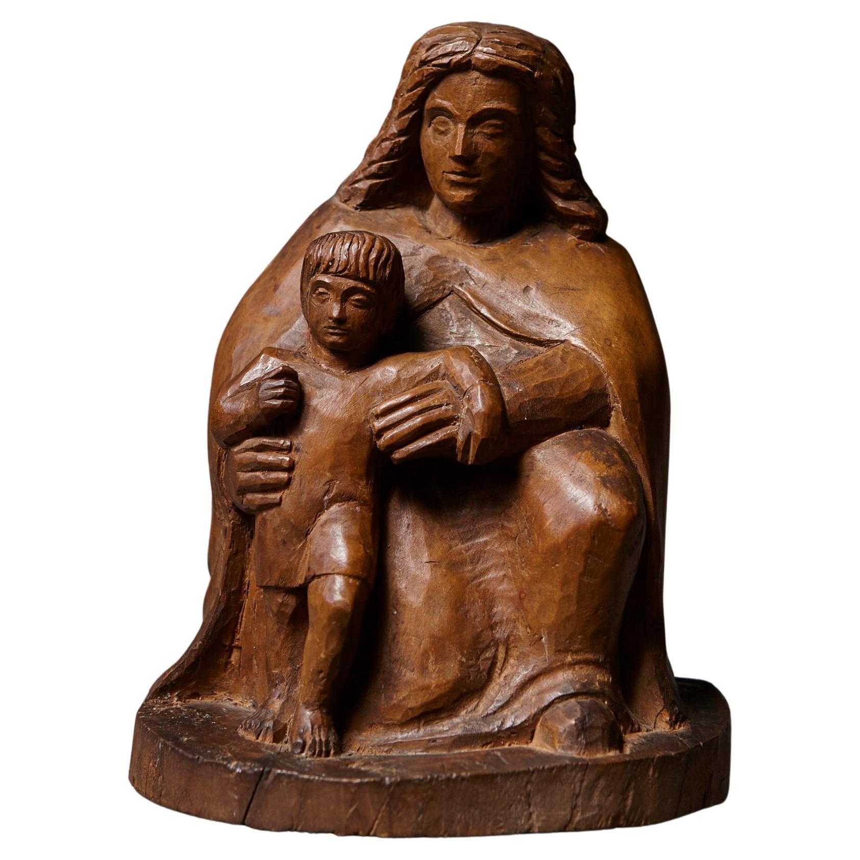 Werner Meurer Sculpture unique en Wood d'une mère et d'un Child, 1980 Pièce d'exposition en vente