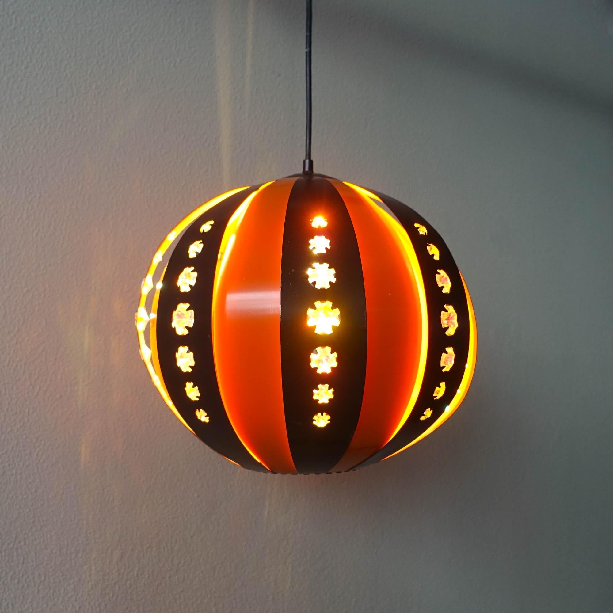 Werner Schou Pendant Light for Coronell Elektro, 1970's For Sale 7