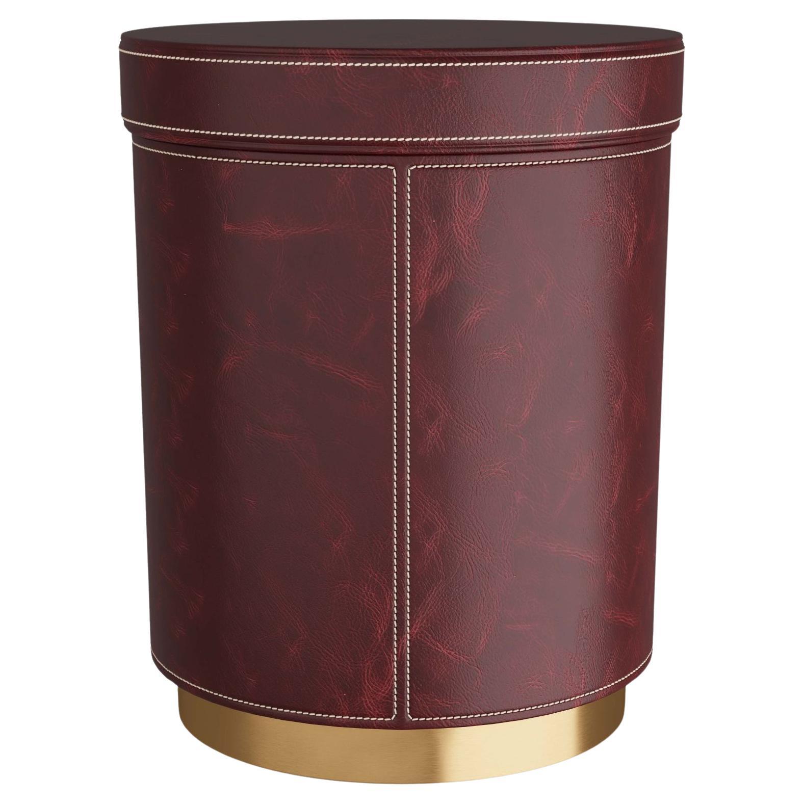 Wes Akzenttisch FAI05  - Merlot-Leder und antikes Messing im Angebot