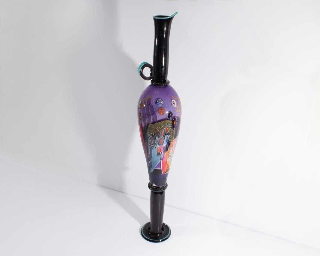 Signiertes Colorfield-Kunstglas-Amphora von Wes Hunting (Geblasenes Glas) im Angebot