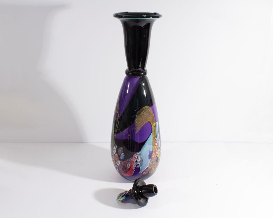 Américain Carafe Wes Hunting signée Colorfield Art Glass en vente