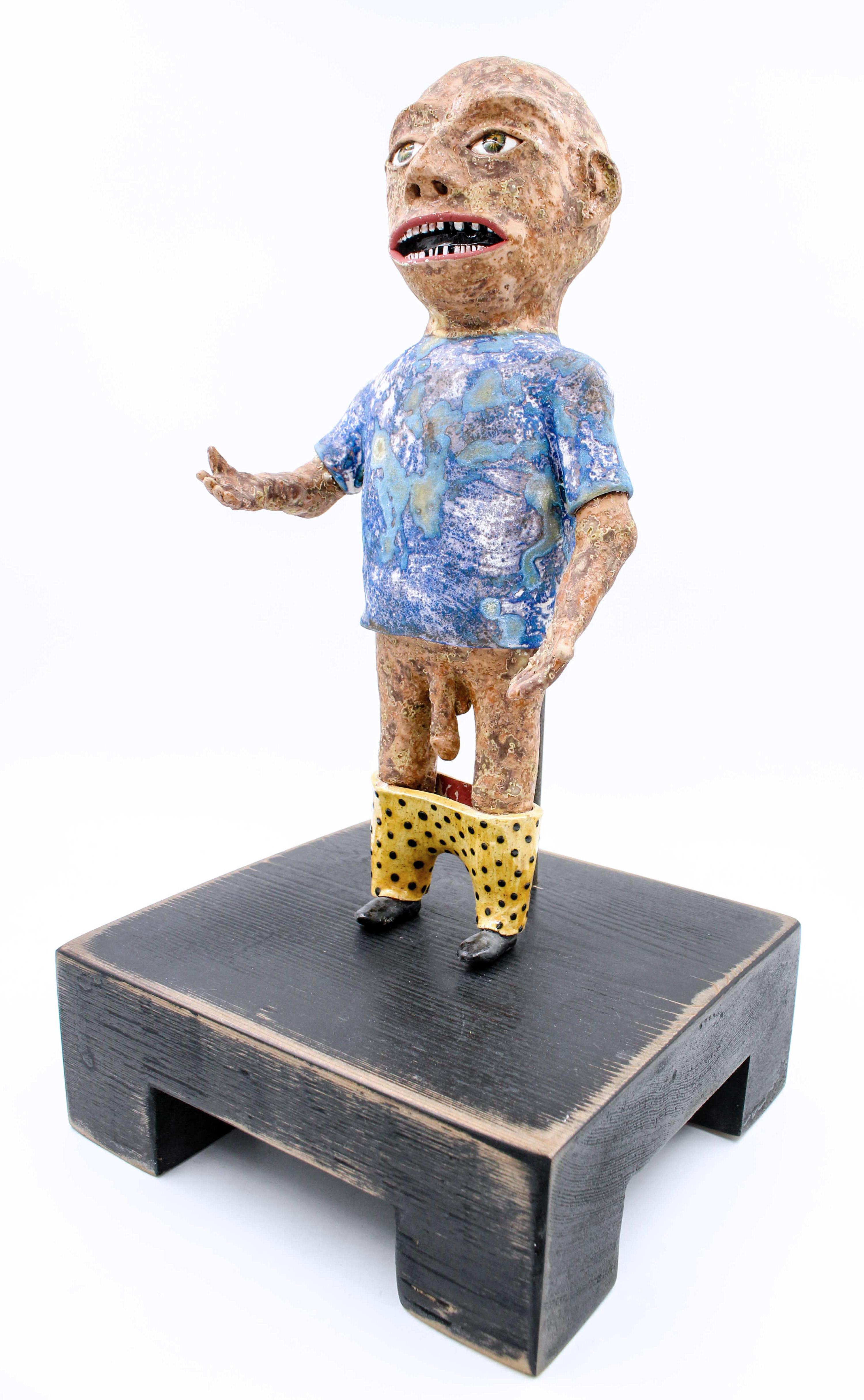 Caught with Pants Down, 2018, ceramic - Sculpture by Wesley Anderegg