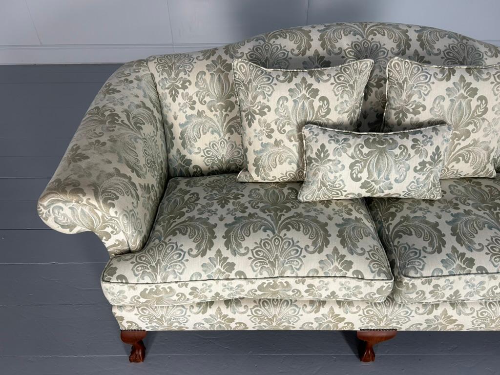 Wesley Barrell „Marlborough“ 2,5-Sitz-Sofa - In Blaugrau mit Damaststoff im Angebot 3