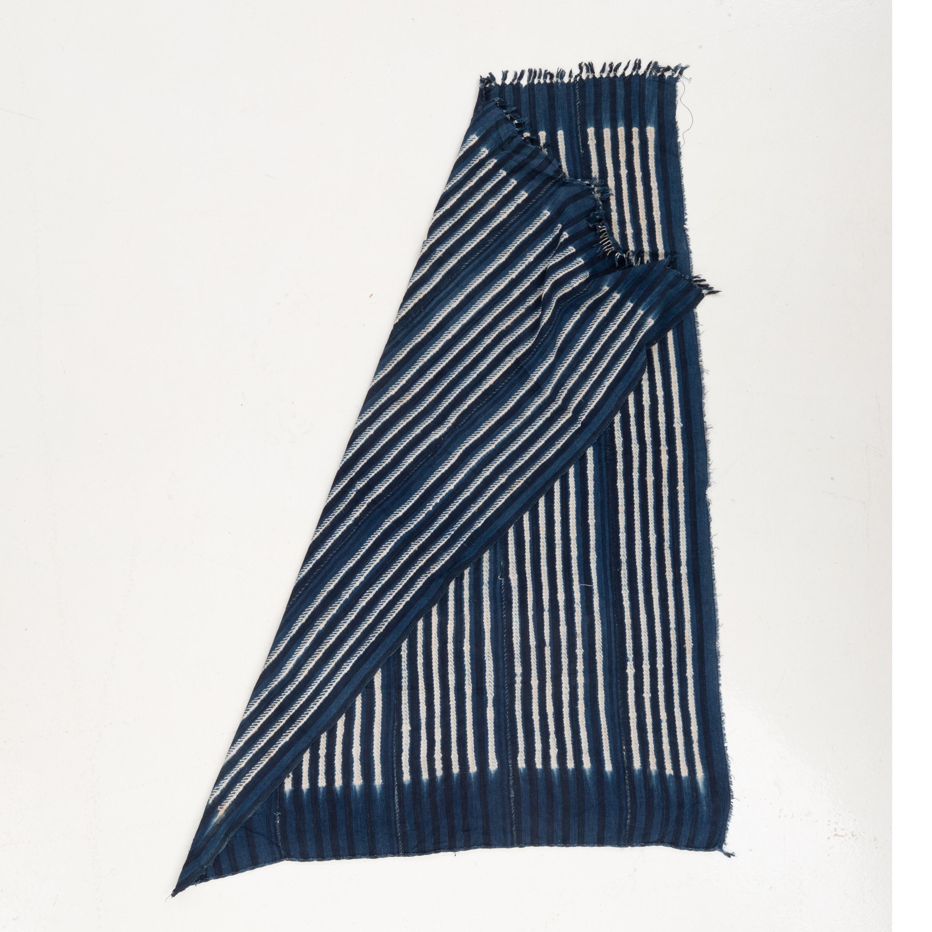 West African Vintage Indigo Cloth, Mali In Fair Condition For Sale In Istanbul, TR