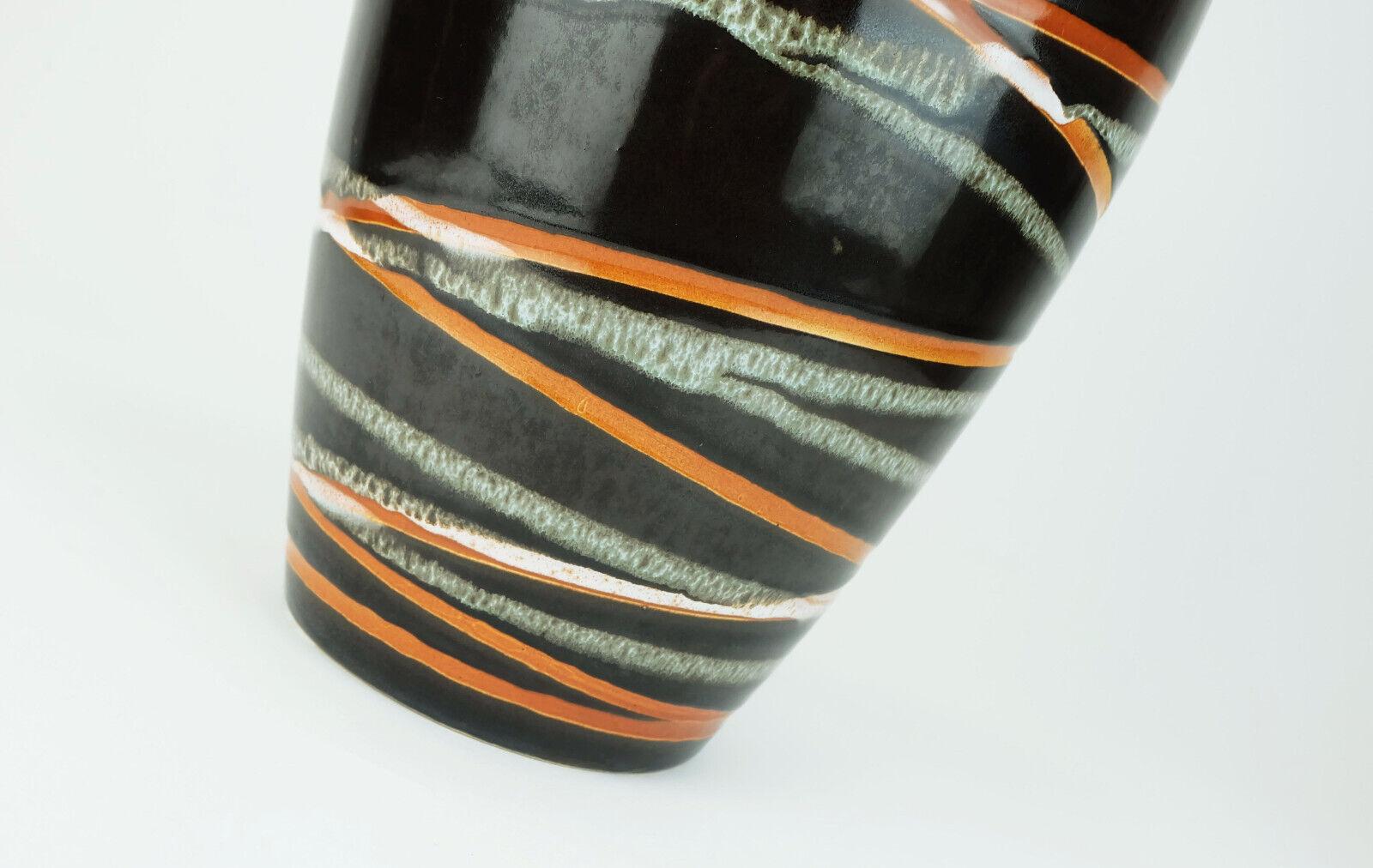 west german 1950s VASE scheurich model 239-30 stripe decor brown orange and whit In Good Condition For Sale In Mannheim, DE