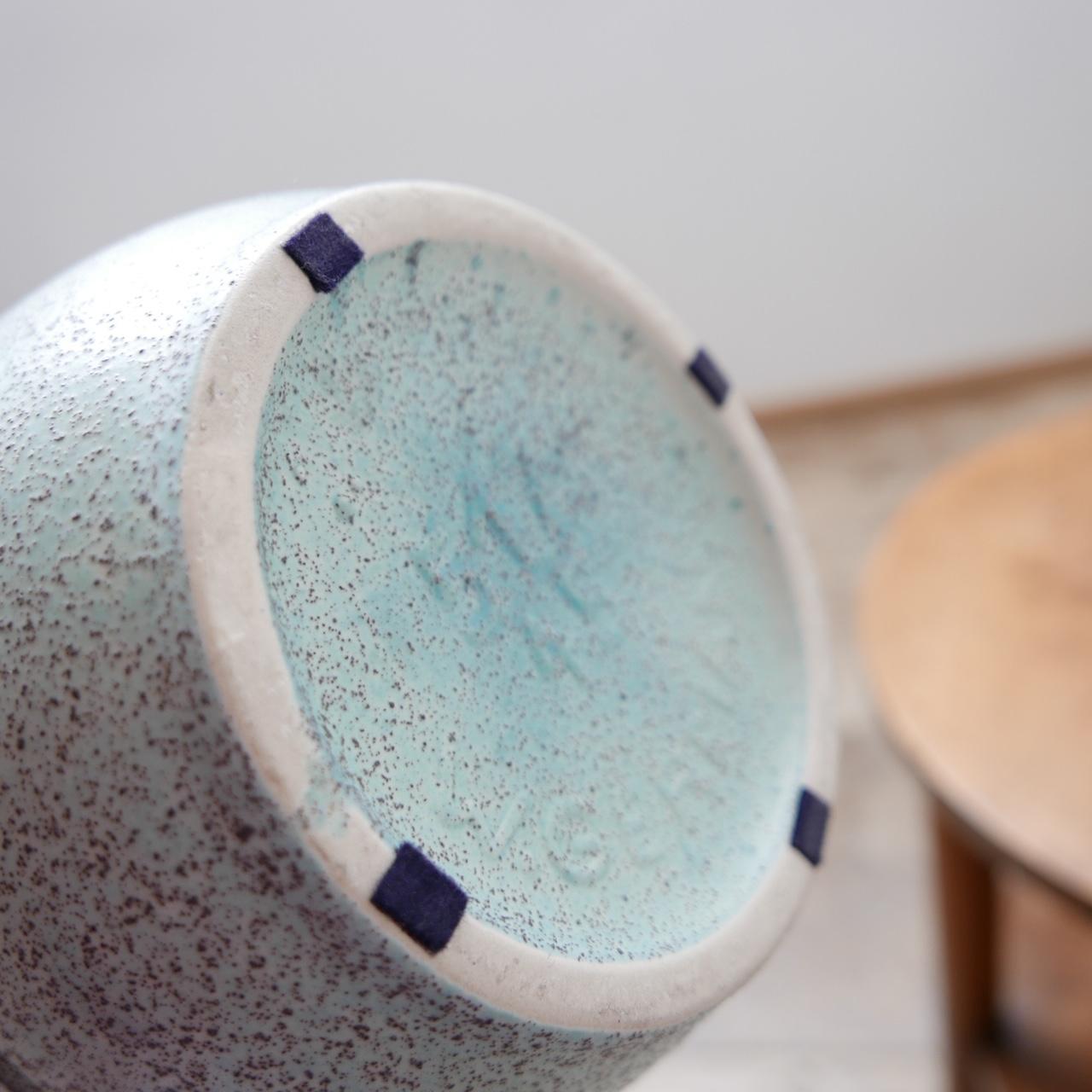 Tedesco Vaso di metà secolo in ceramica verde della Germania Occidentale in vendita