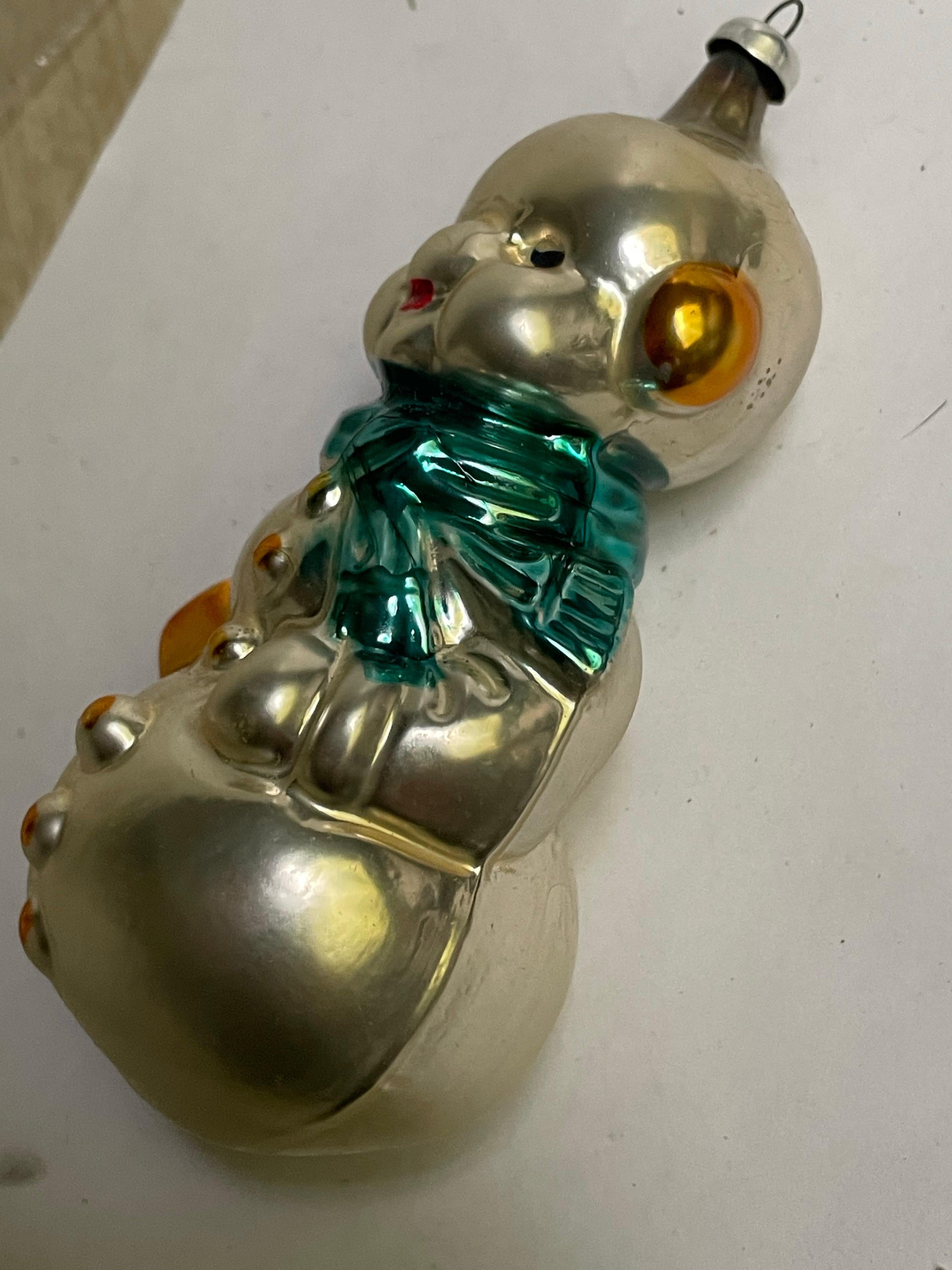 Ornamento per albero di Natale in vetro soffiato a mano della Germania Occidentale con pupazzo di neve Greene & Greene in vendita 4