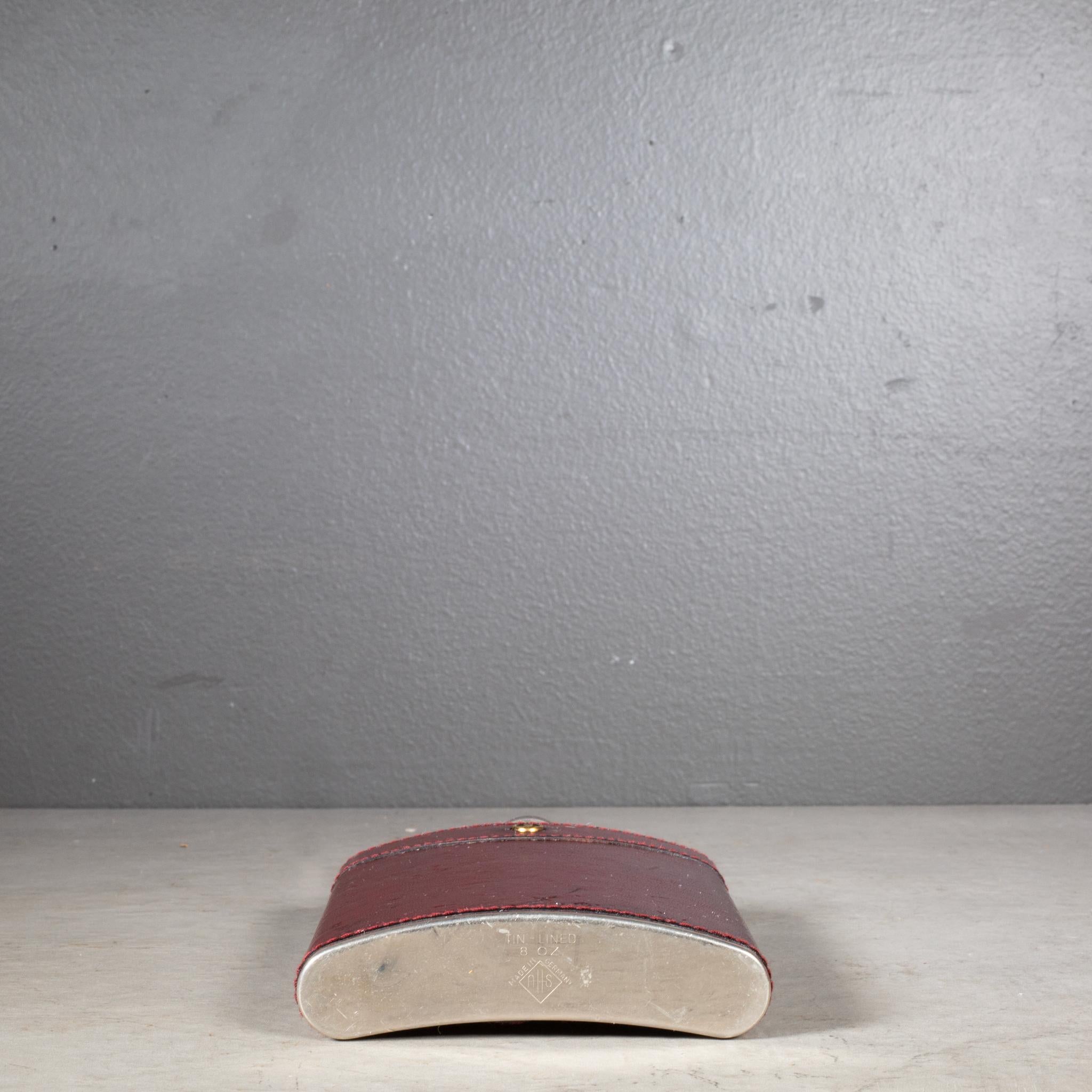 Westdeutscher Leder-Hip Flask für Saks Fifth Avenue, ca. 1960 (Metall) im Angebot