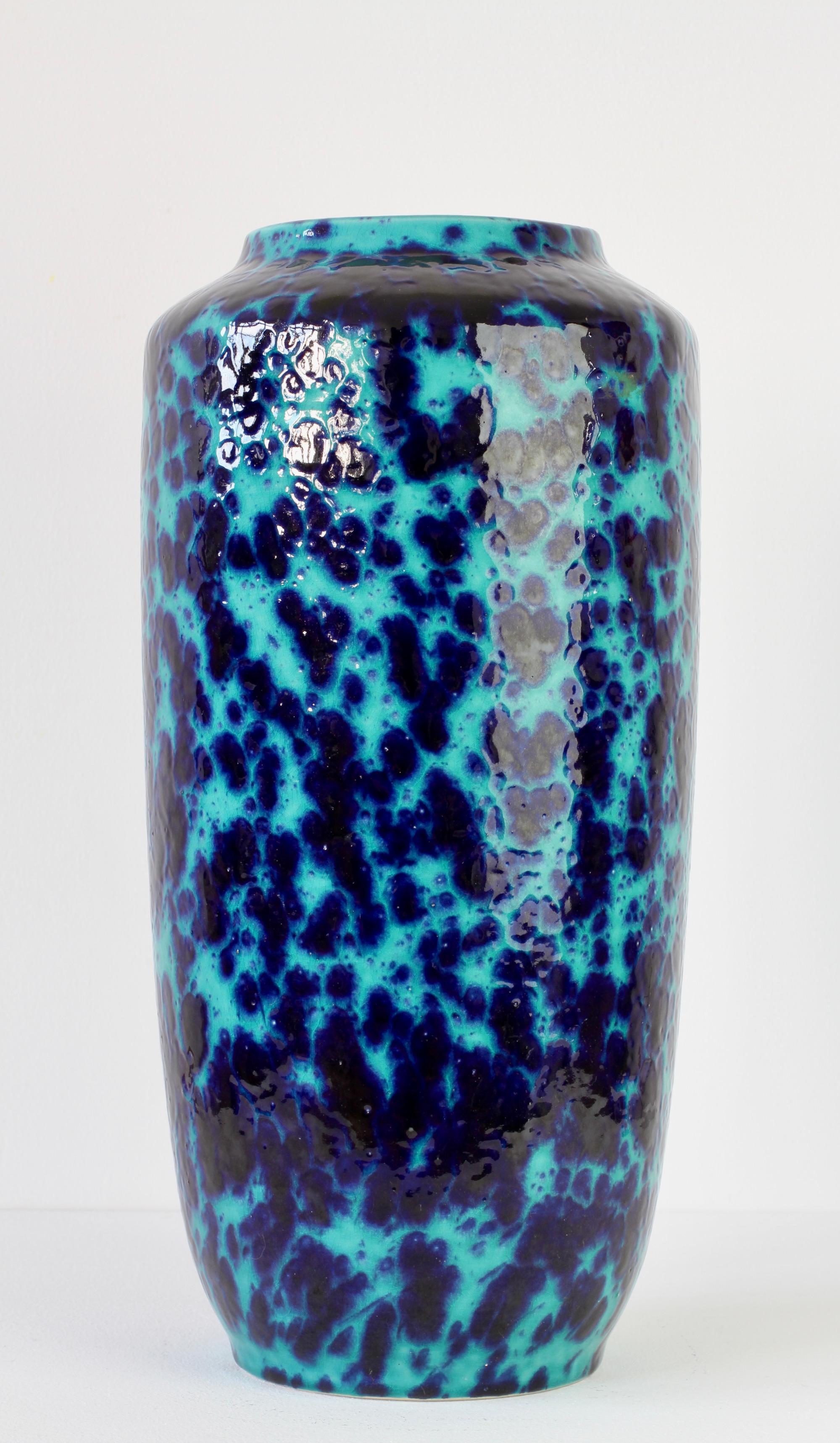 West German Mid-Century Blue & Turquoise Glaze Floor Vase by Scheurich c. 1970 In Excellent Condition For Sale In Landau an der Isar, Bayern