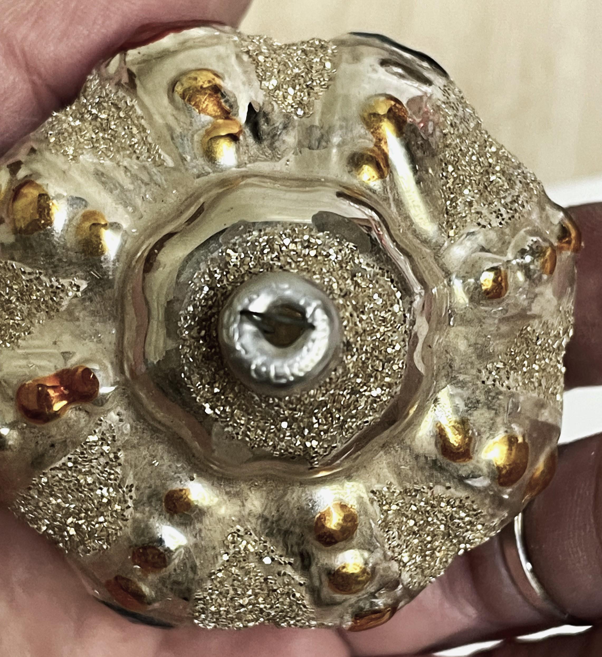 Ornement de sapin de Noël en forme de couronne en verre au mercure soufflé A Silver en vente 3