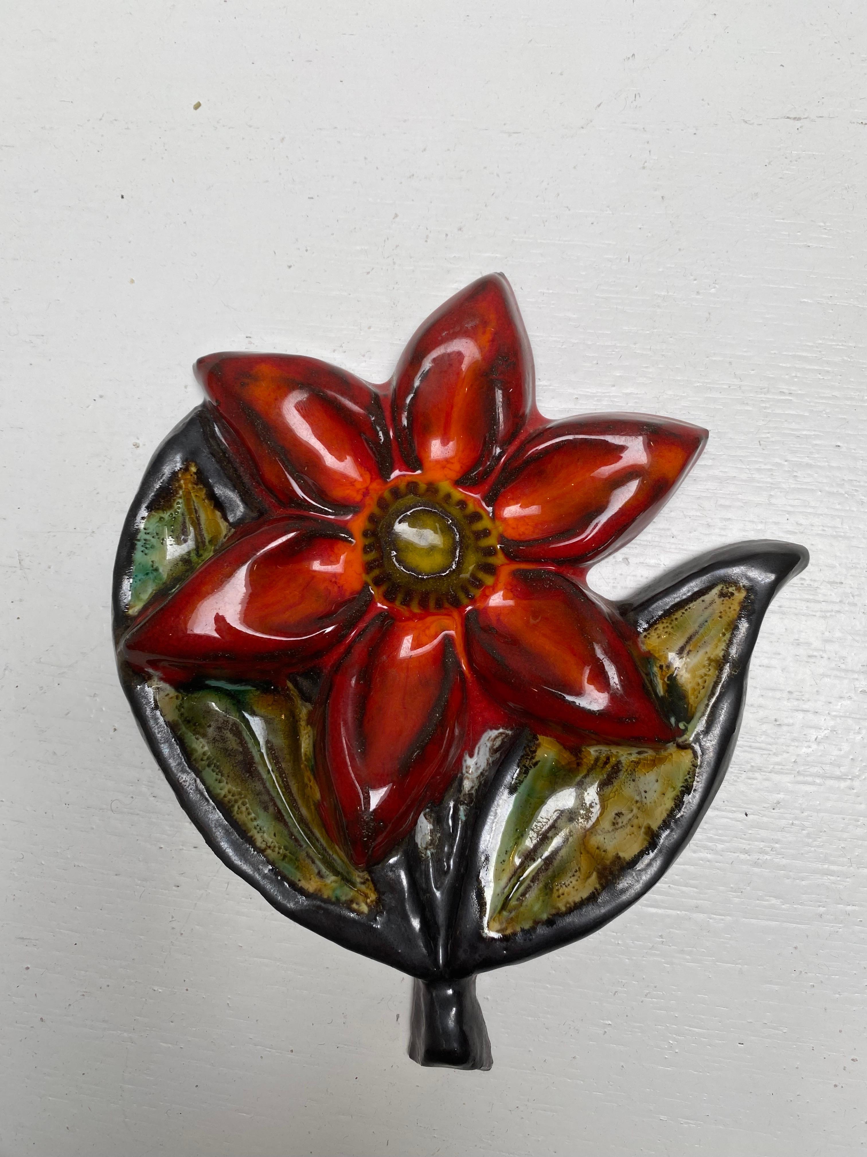 West Germany Ceramic Wall Hanging Set of Four Flowers For Sale 4
