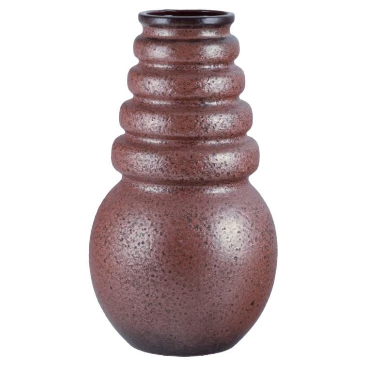 West Germany, floor vase in ceramic with glaze in shades of brown. Retro design. For Sale
