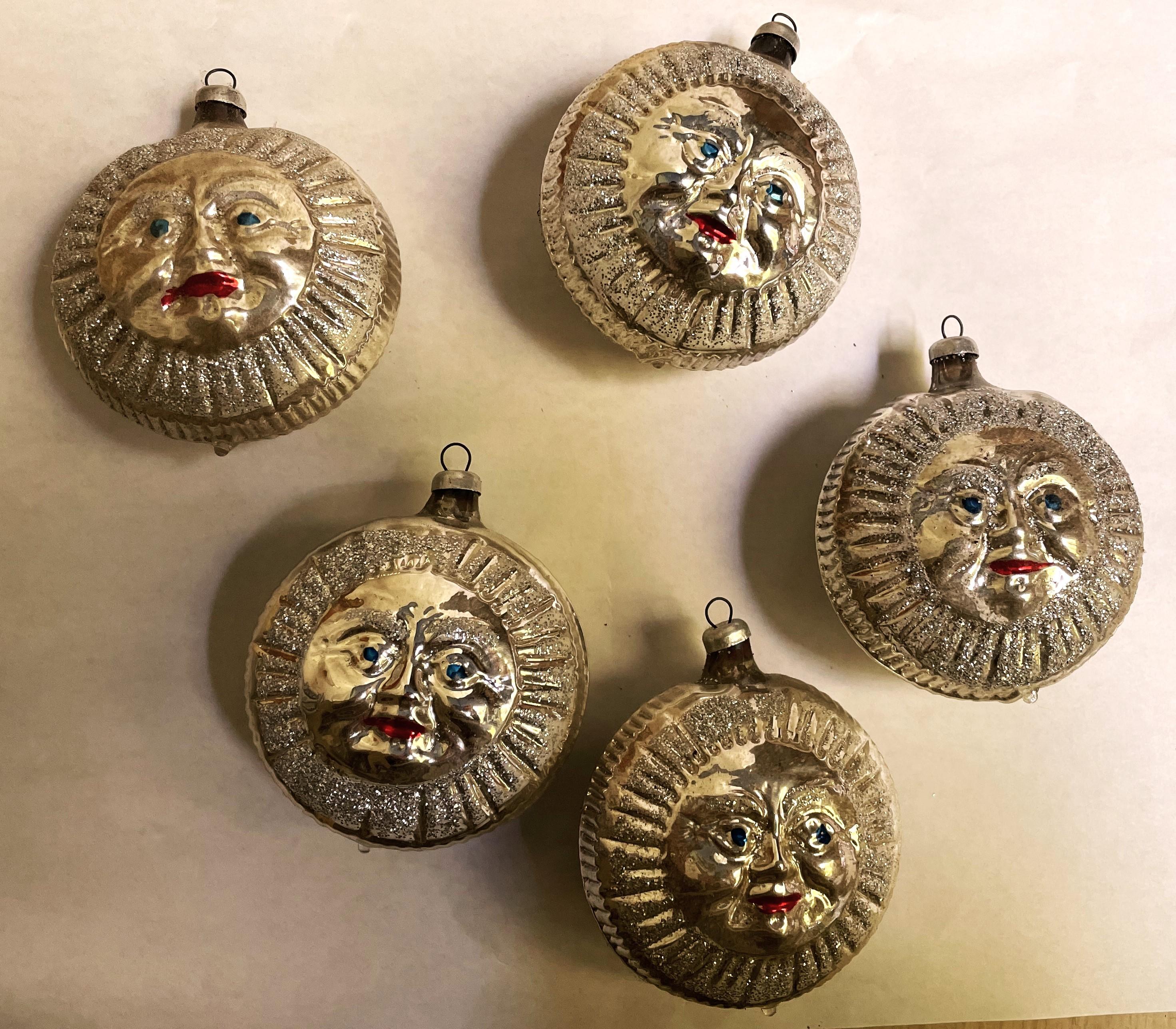 Germania Occidentale Faccia di Luna in vetro soffiato al mercurio d'argento Ornamento per albero di Natale rotondo in vendita 5