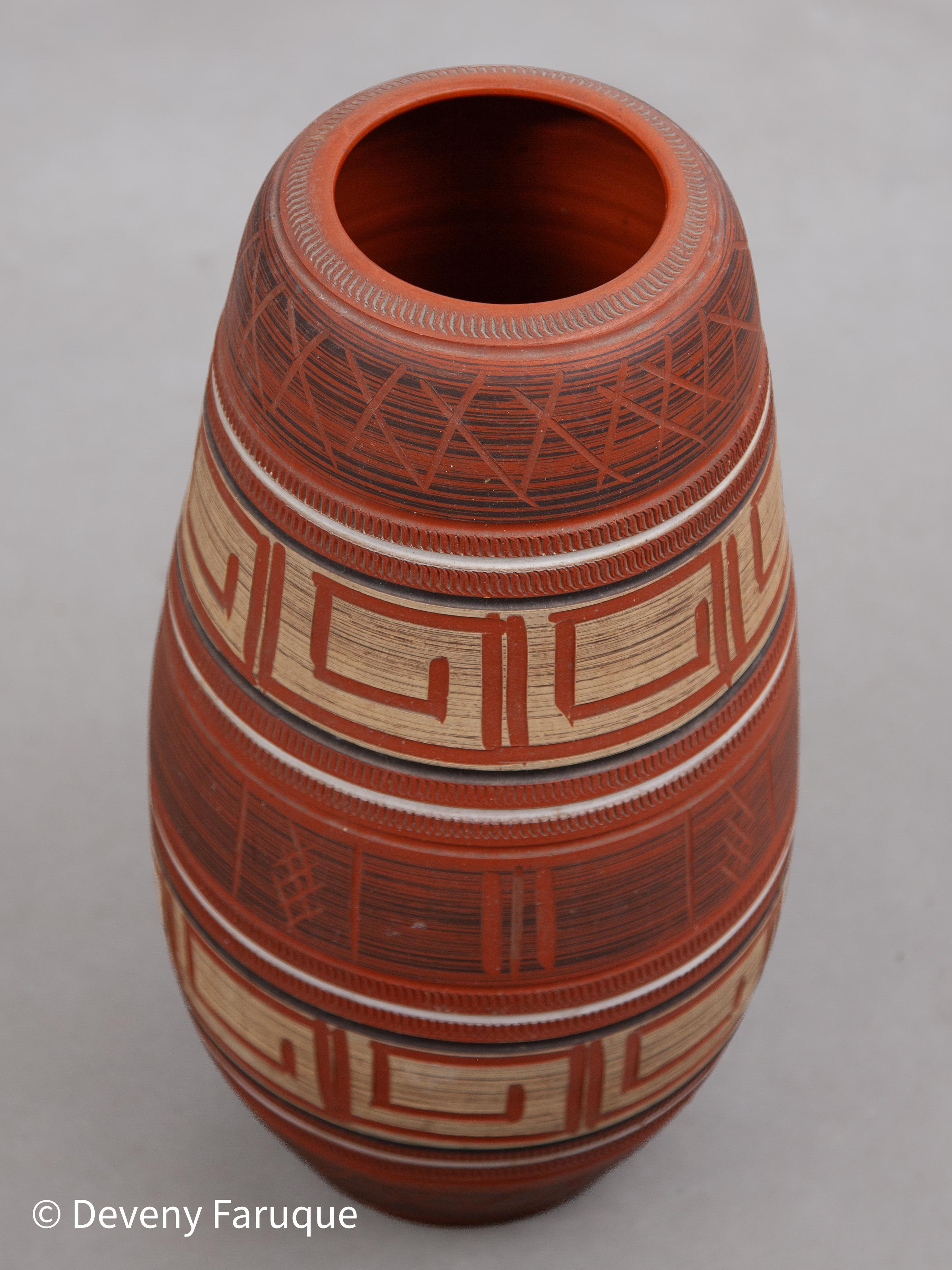 West Germany Set of Two red Ceramic Vases designed by AKRU KERAMIK For Sale 8