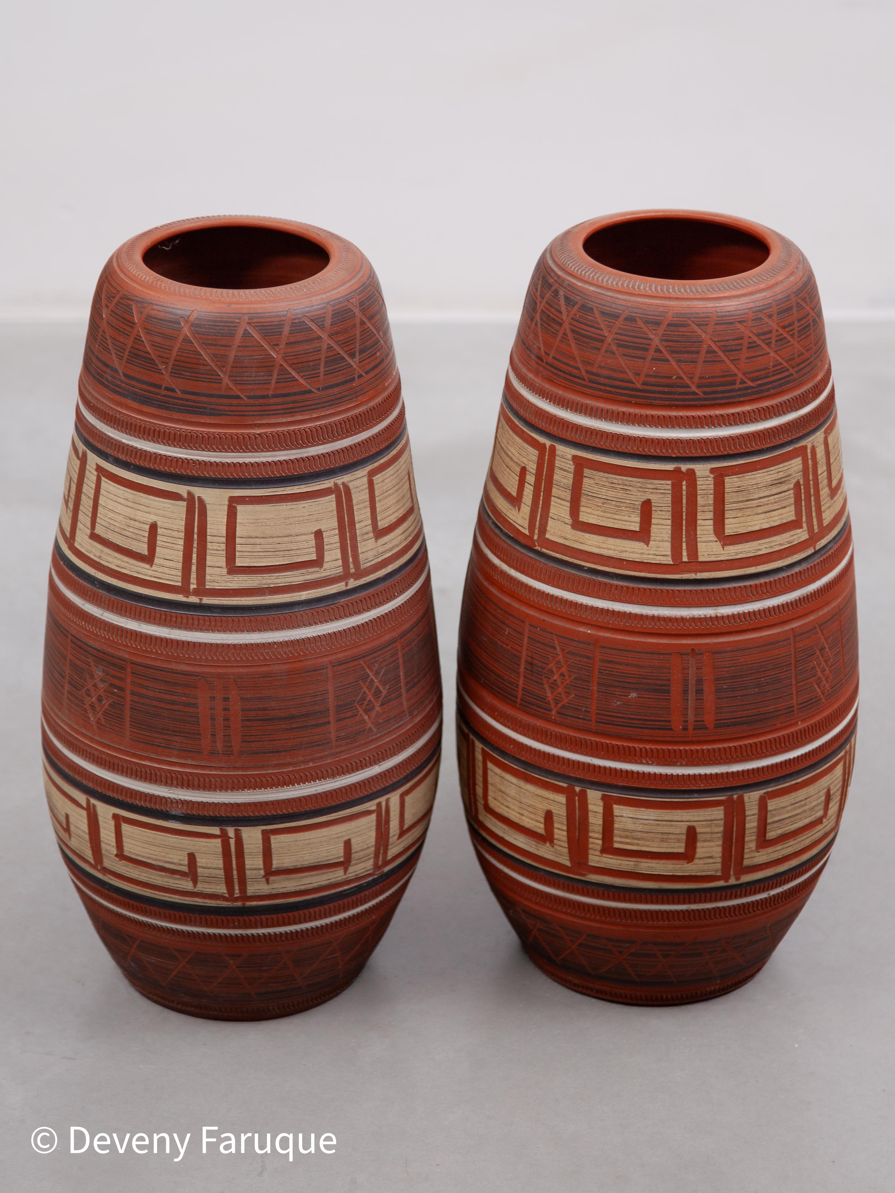 West Germany Set of Two red Ceramic Vases designed by AKRU KERAMIK For Sale 9