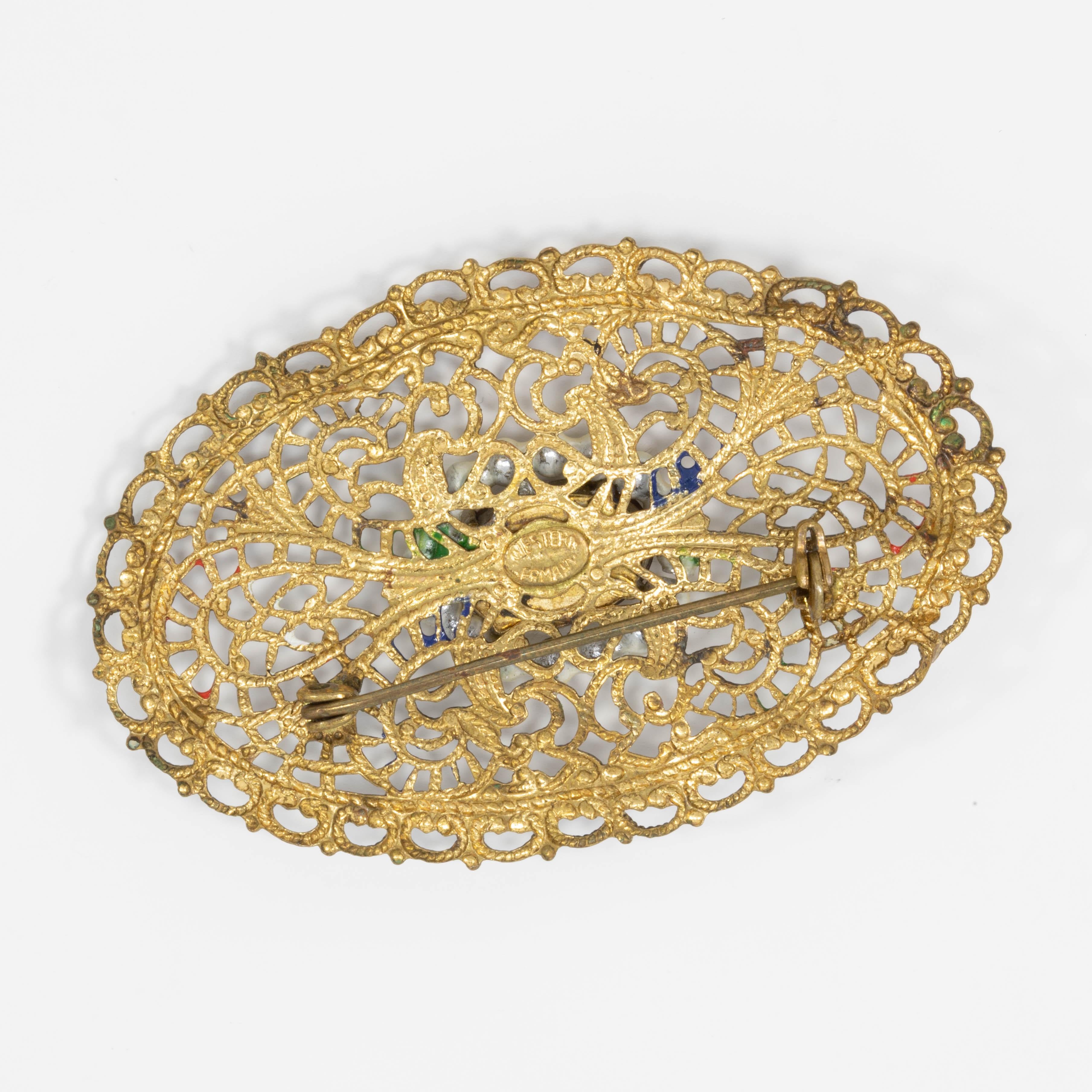 Rétro Broche filigrane en cristal d'améthyste et fausse perle de style victorien d'Allemagne de l'Ouest en vente