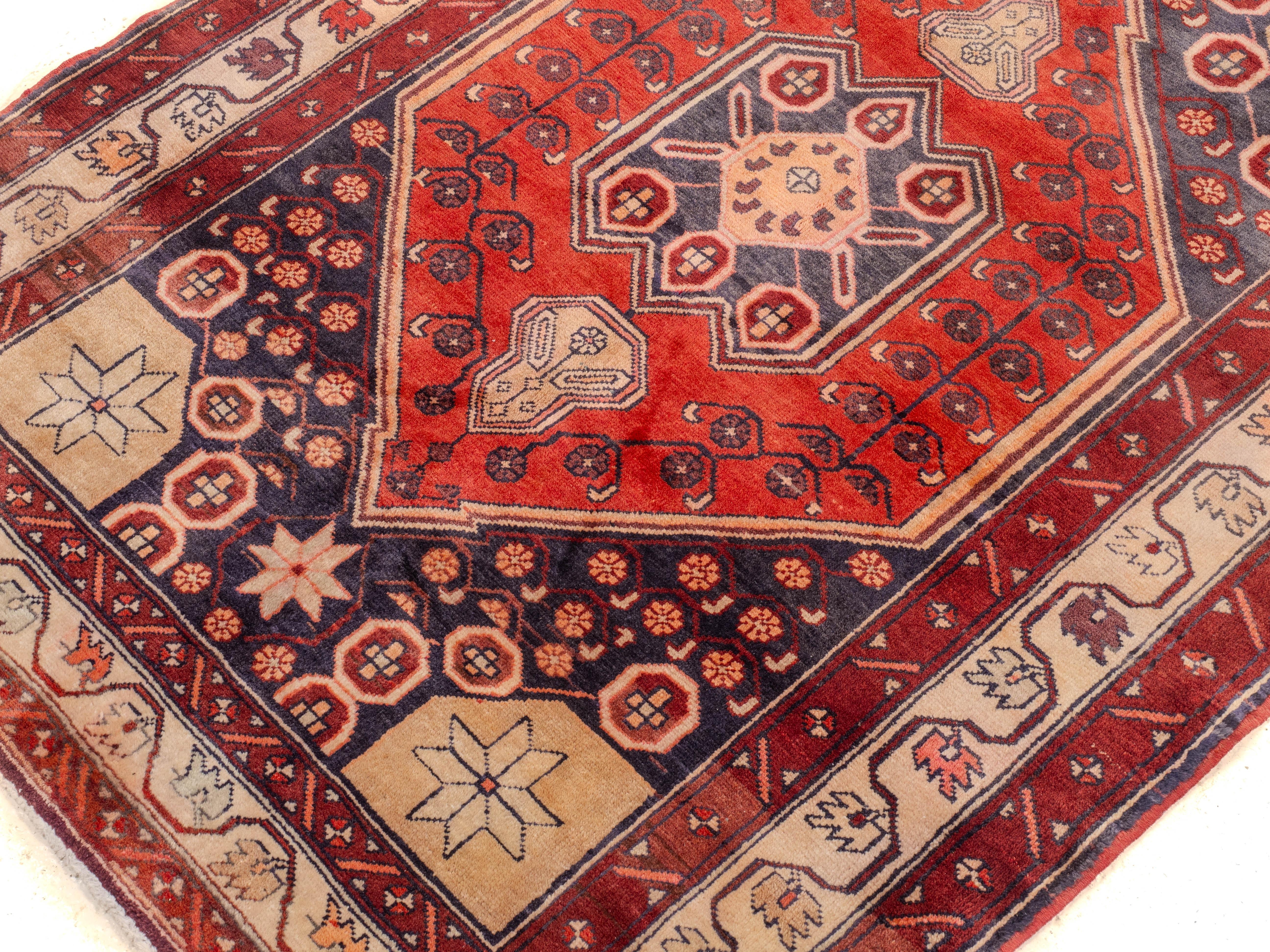 West Persiann Khelleh Handwoven Long Rug (Oriental Carpet) For Sale 5