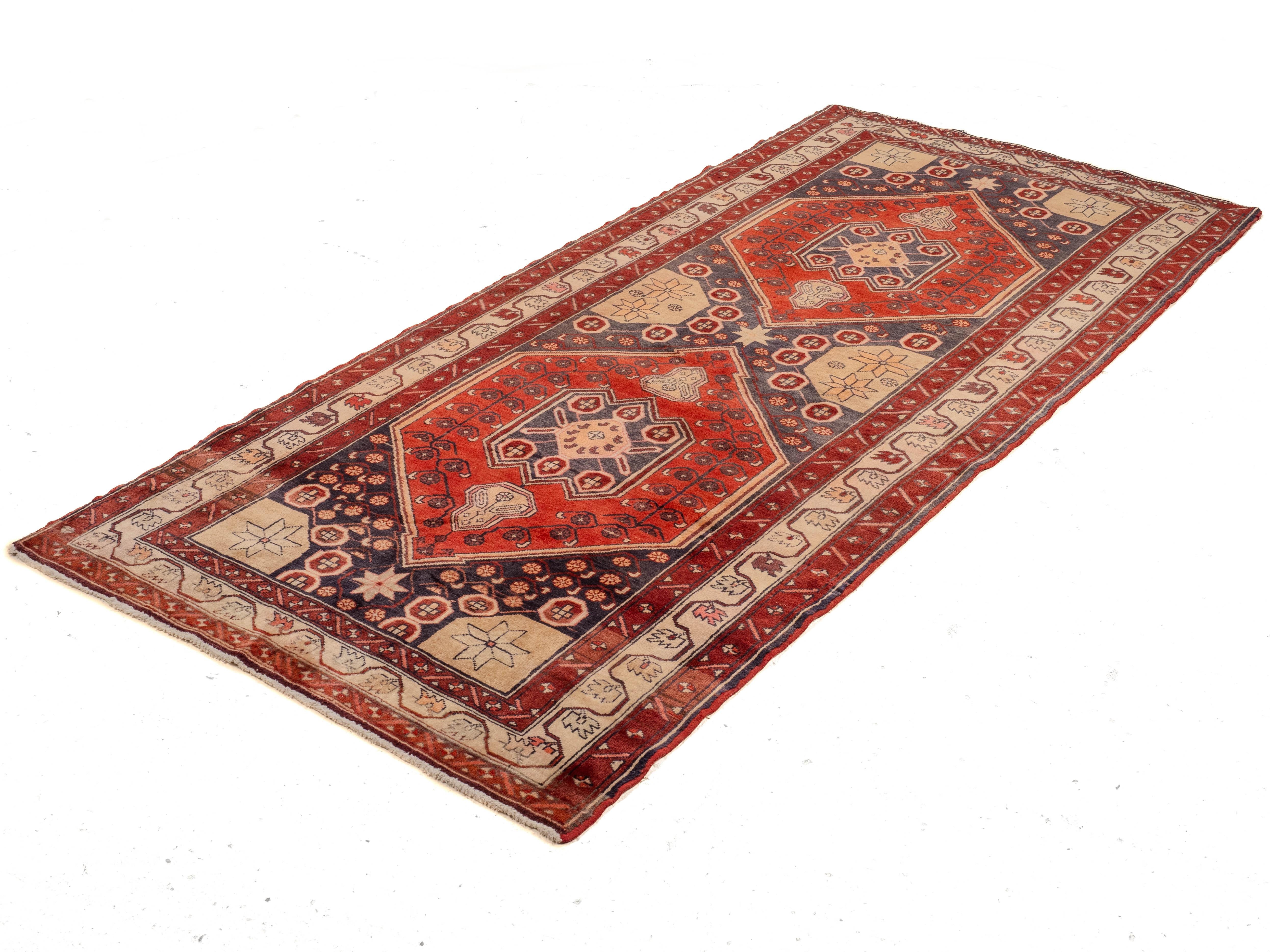 West Persiann Khelleh Handwoven Long Rug (Oriental Carpet) For Sale 2