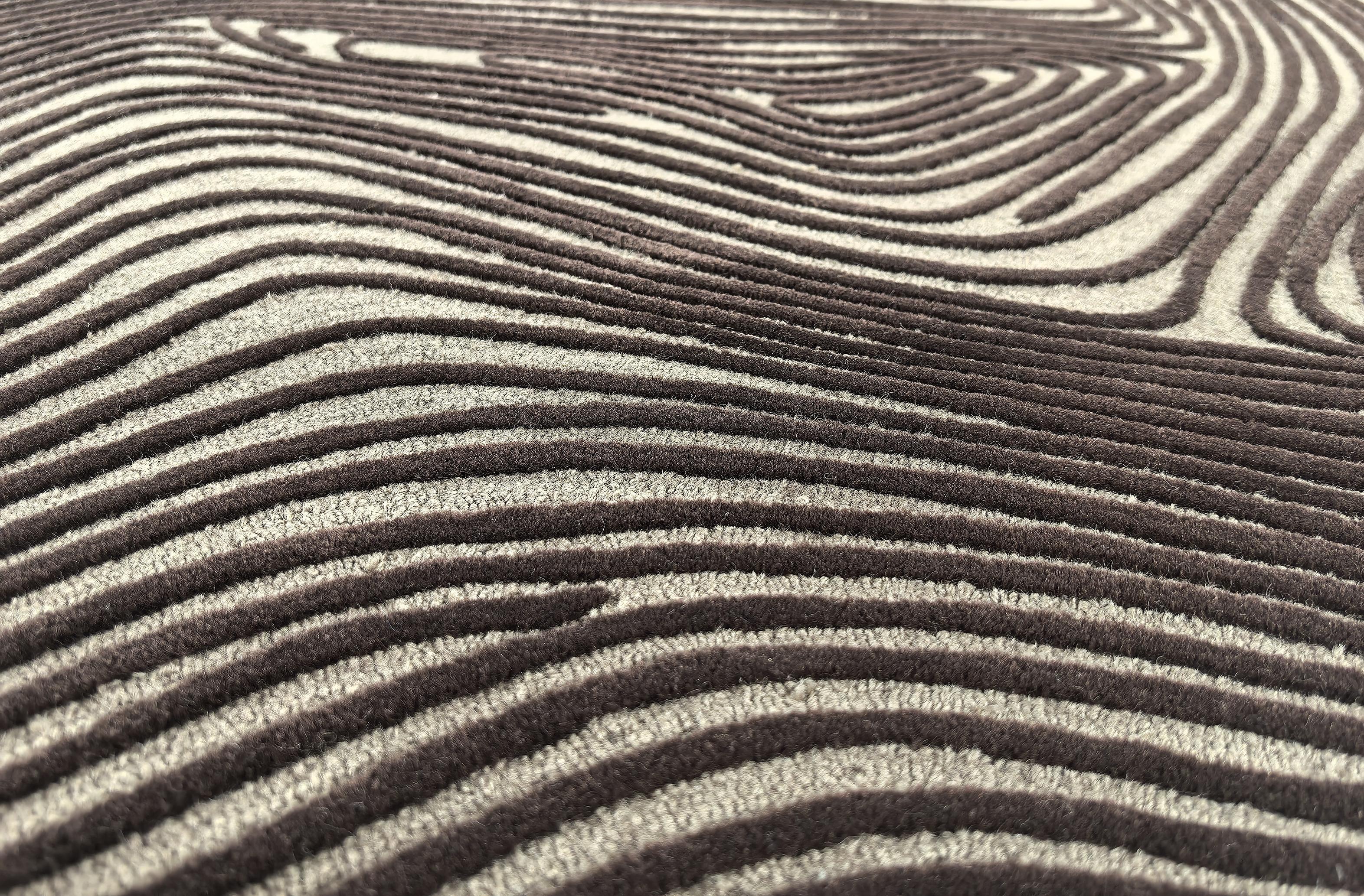 Western European Contemporary Rug New Tufted Wool Luxury Collection in Stock For Sale 7