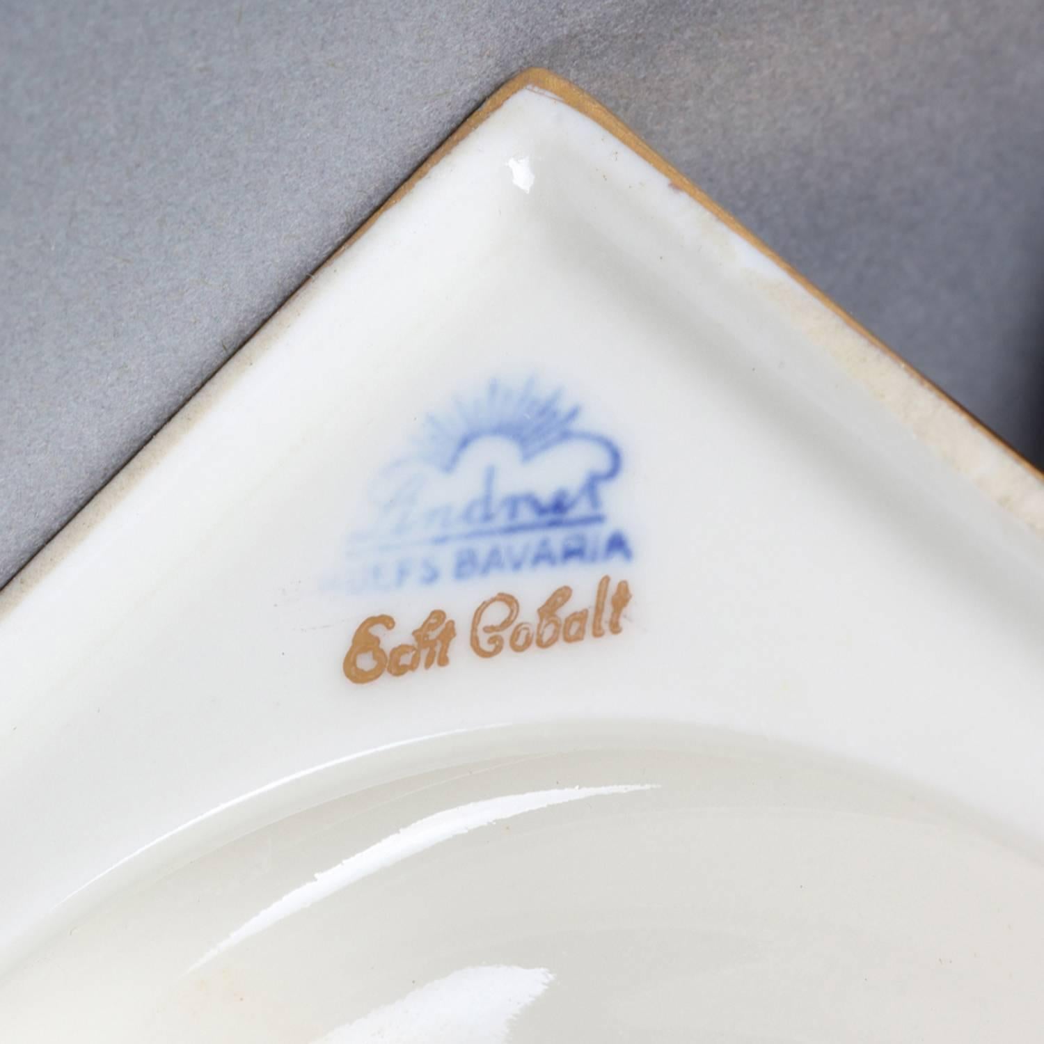 Western Germany Meissen School Hand-Painted Cobalt and Gilt Porcelain Urns 11