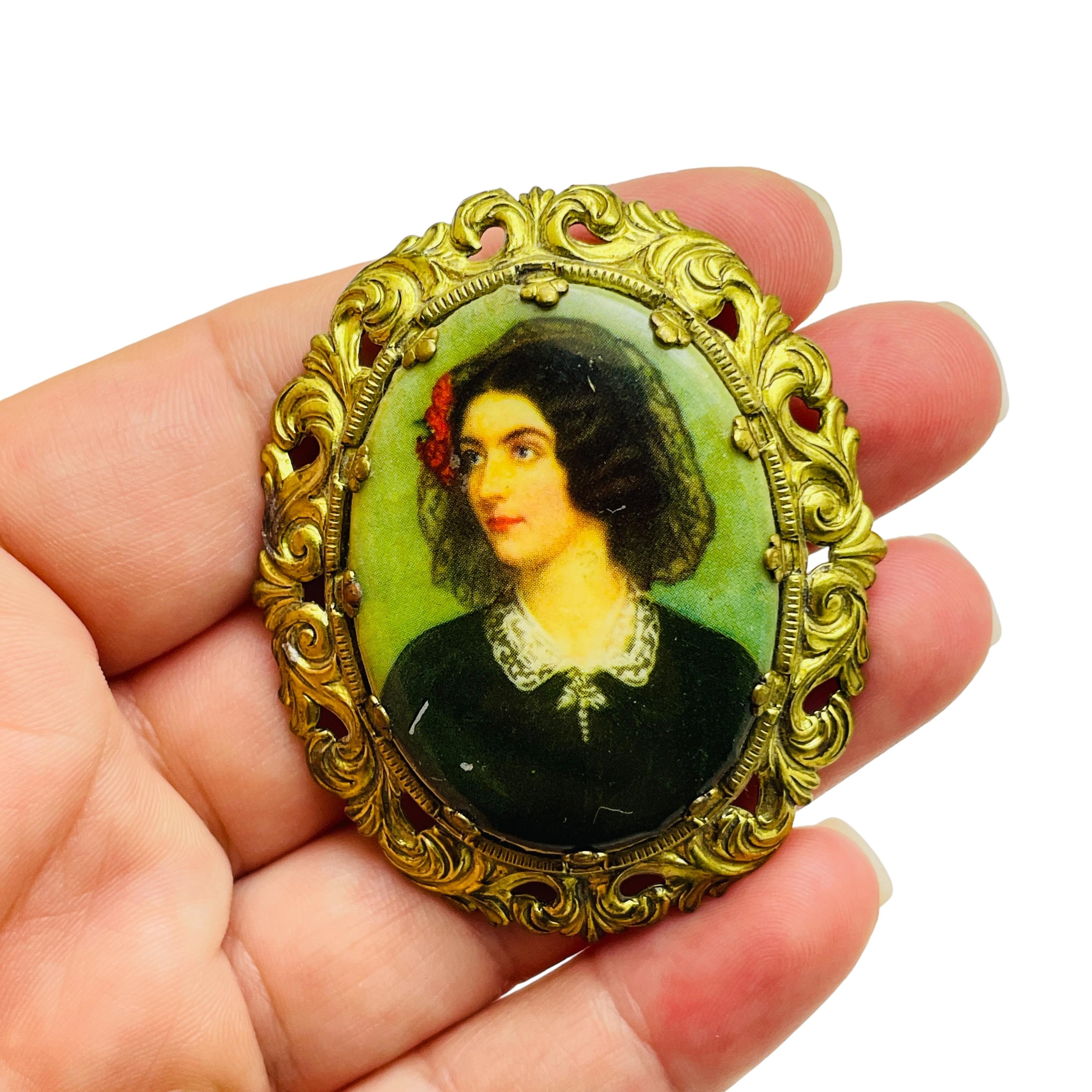 Women's WESTERN GERMANY signed vintage gold designer brooch For Sale