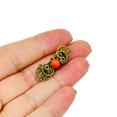 WESTERN GERMANY vintage gold tone coral glass designer small brooch