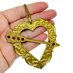 WESTERN GERMANY vintage gold tone red rhinestone heart pendant designer necklace